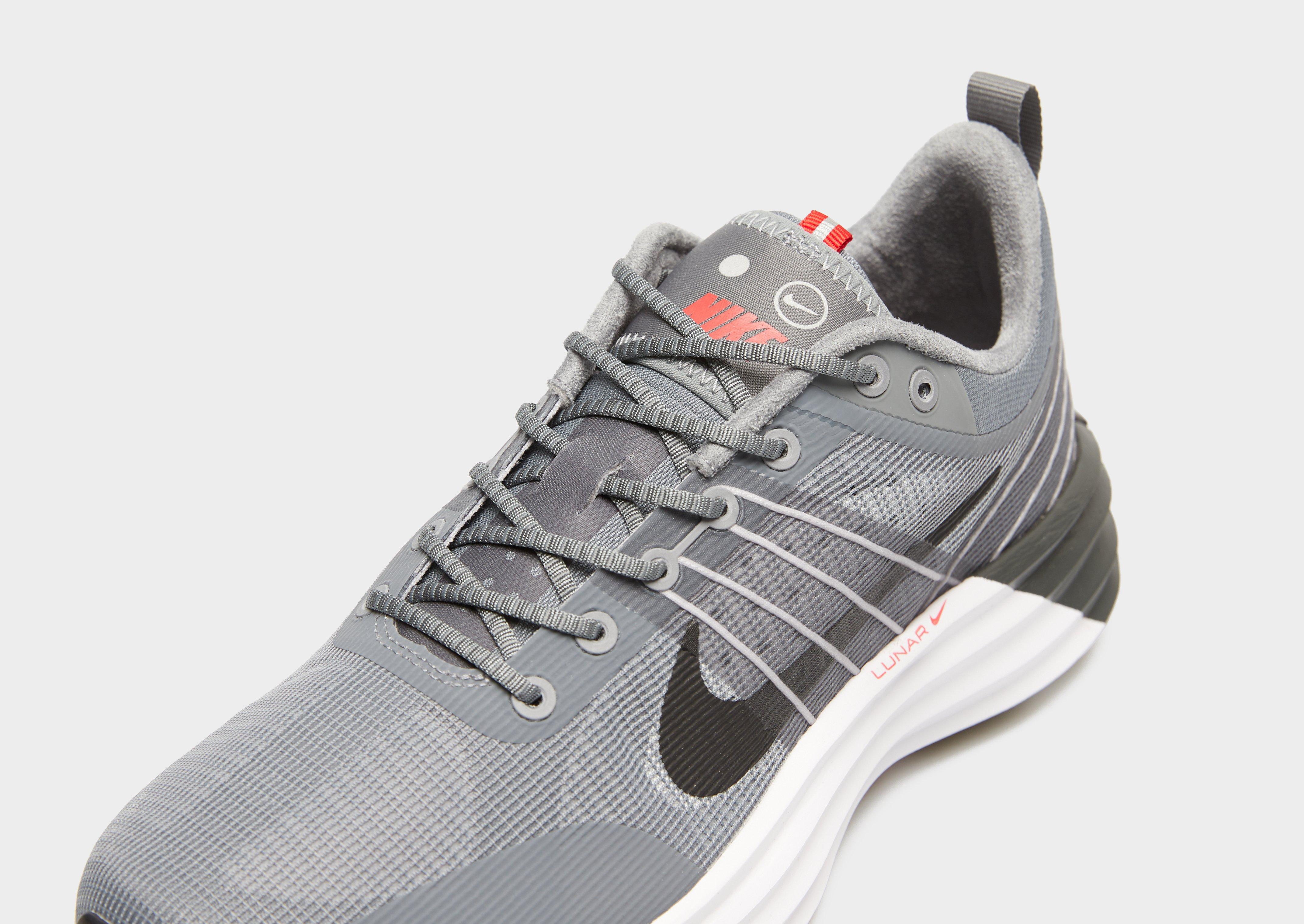 Adidași pentru bărbați NIKE LUNAR ROAM EMEA HM0713-002 Gri