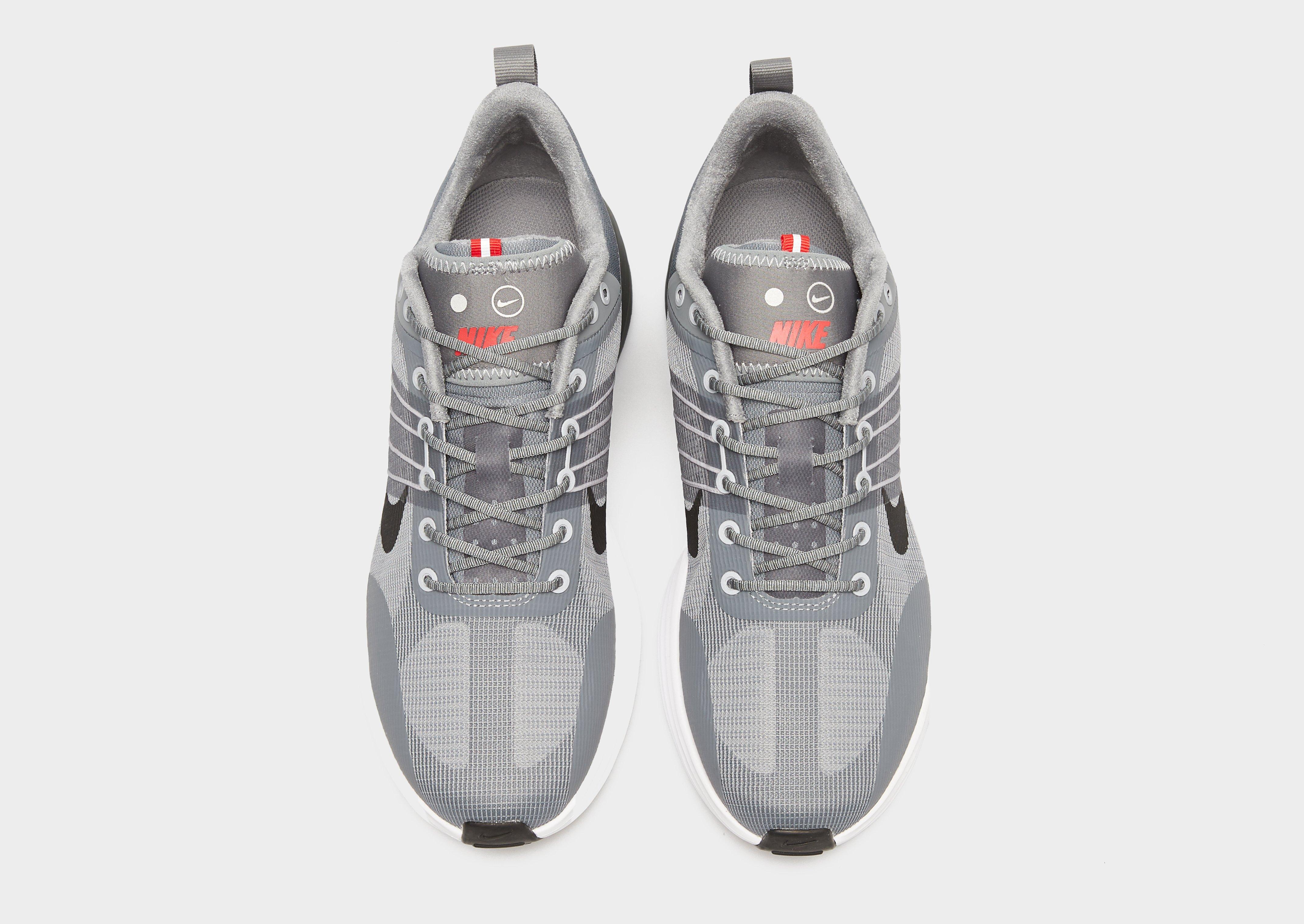 Adidași pentru bărbați NIKE LUNAR ROAM EMEA HM0713-002 Gri