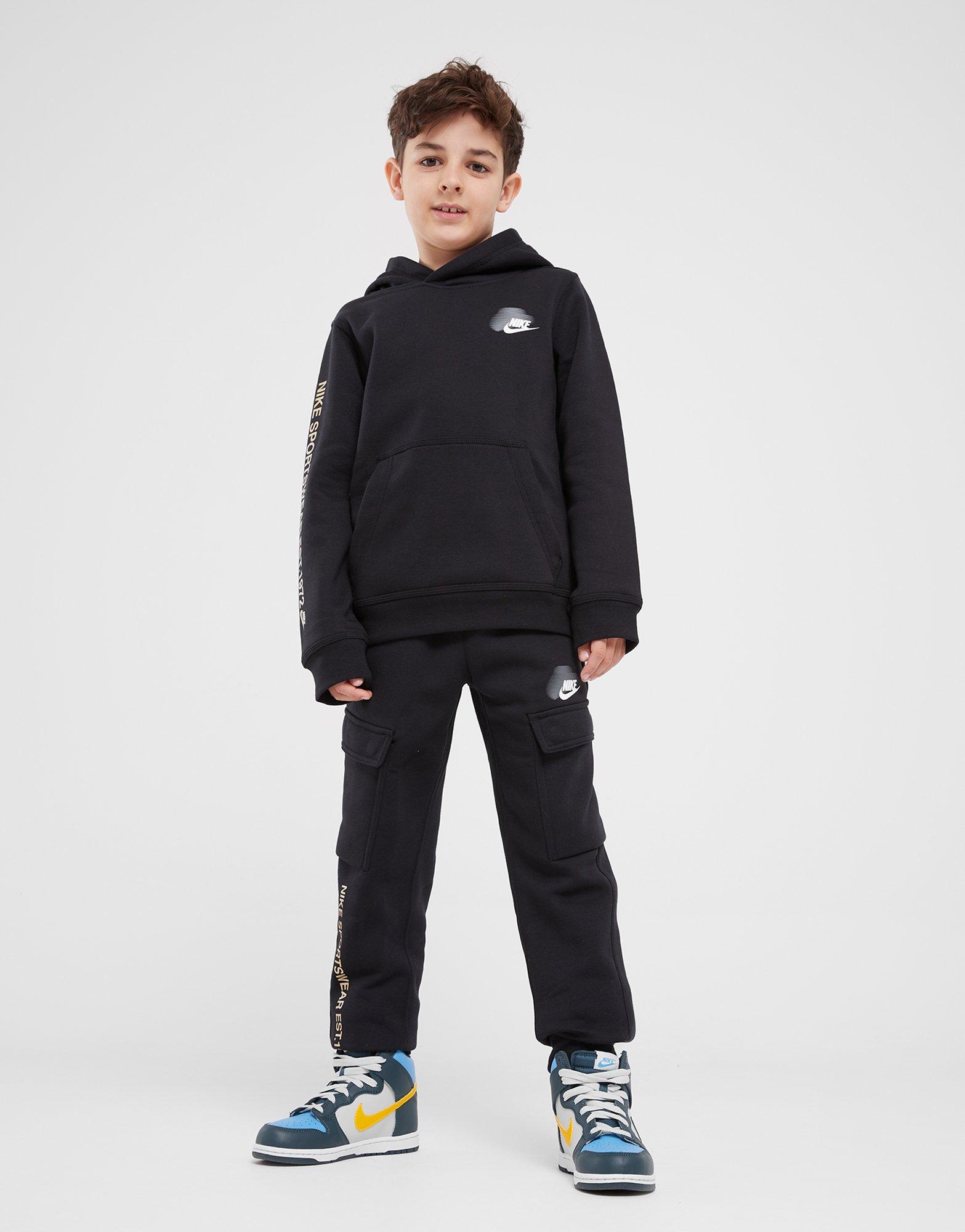 Gyerek pulóver NIKE PULÓVER KAPUCNIS B NSW SI FLC PO HOODIE BB2 B HM4339-011 Fekete