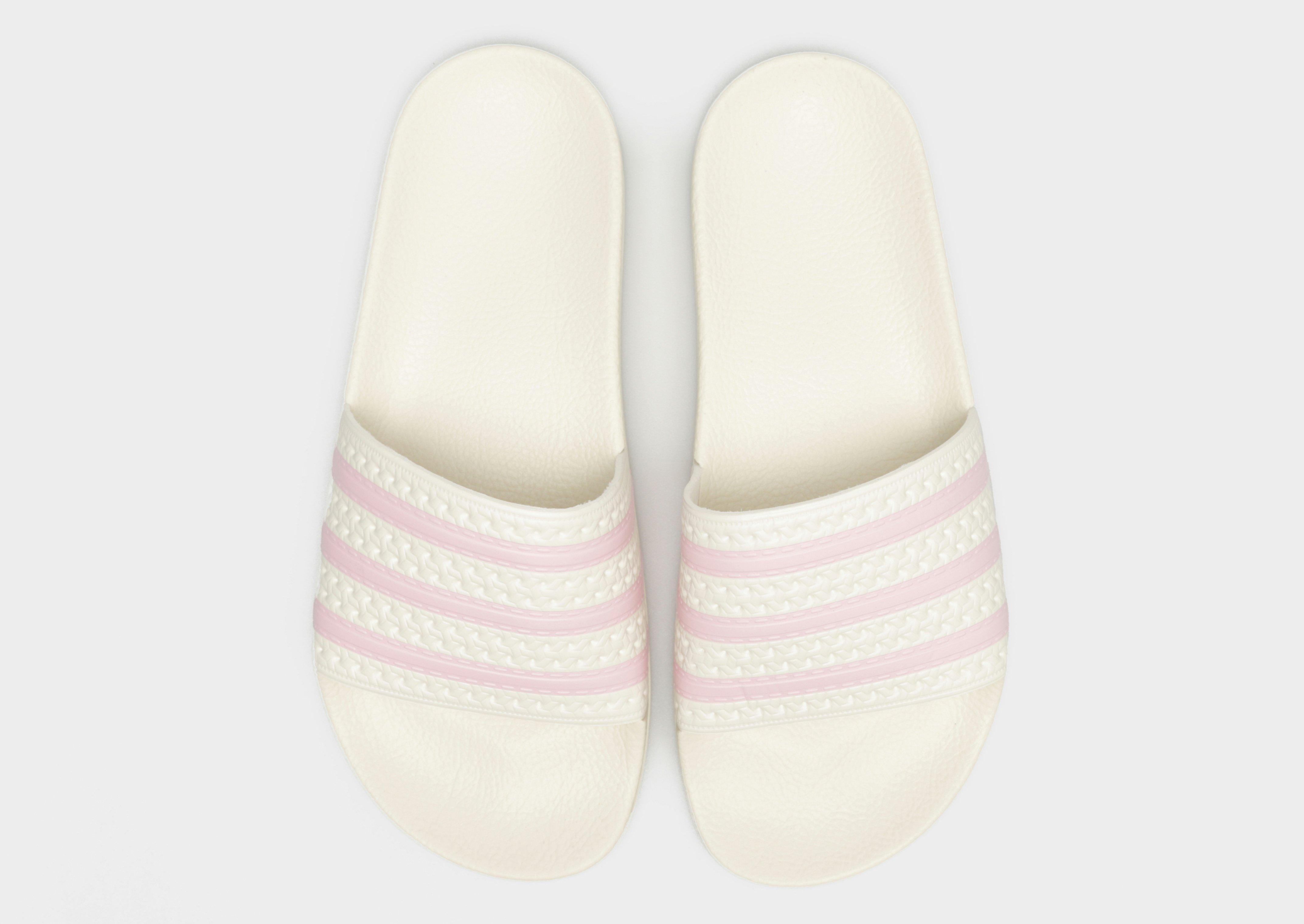Női papucsok és flip-flopok ADIDAS ADILETTE W HP2805 Bézs