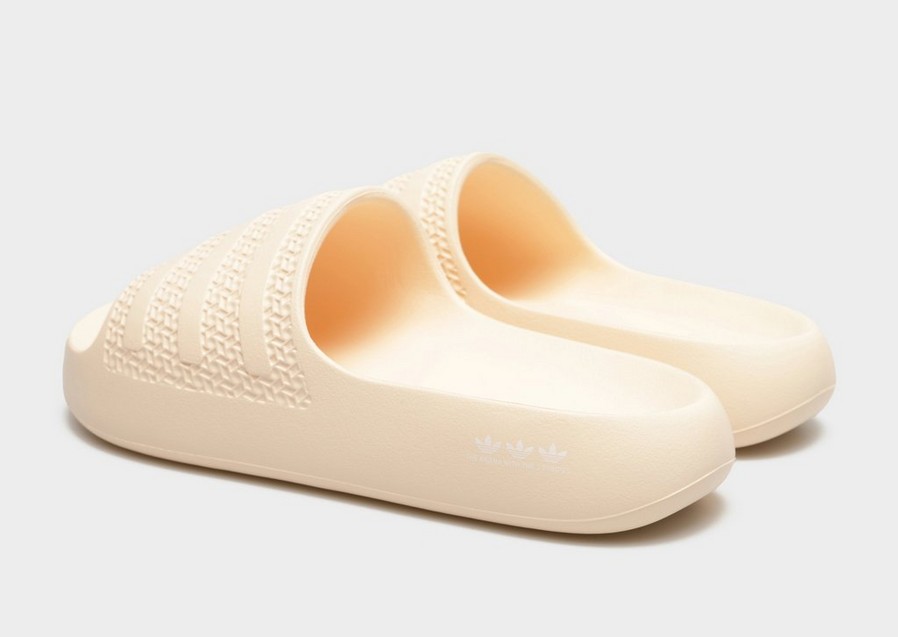 Női papucsok és flip-flopok ADILETTE AYOON W HP9572 Narancssárga