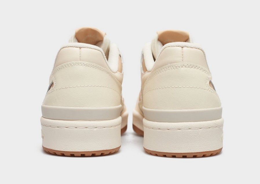 Buty sneakersy męskie ADIDAS FORUM LOW CL HQ1492 Beżowy