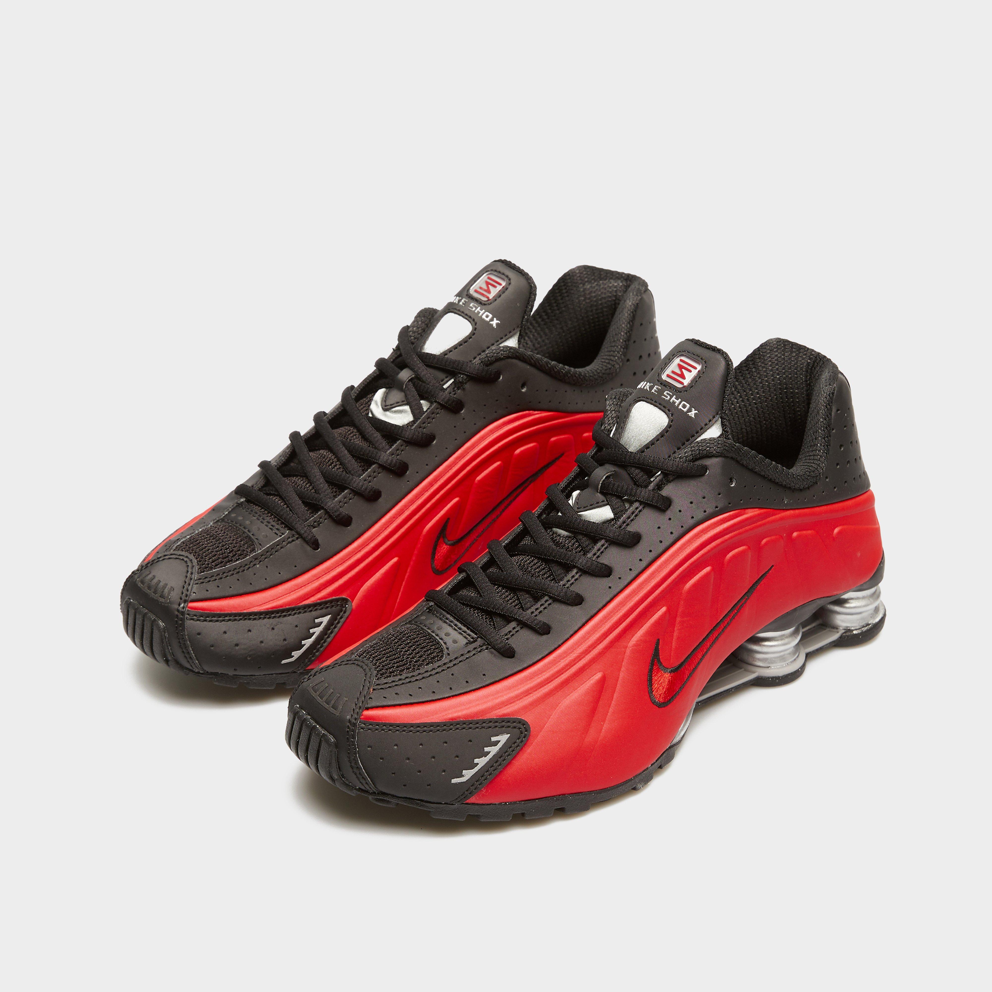 Férfi sneakers NIKE SHOX R4