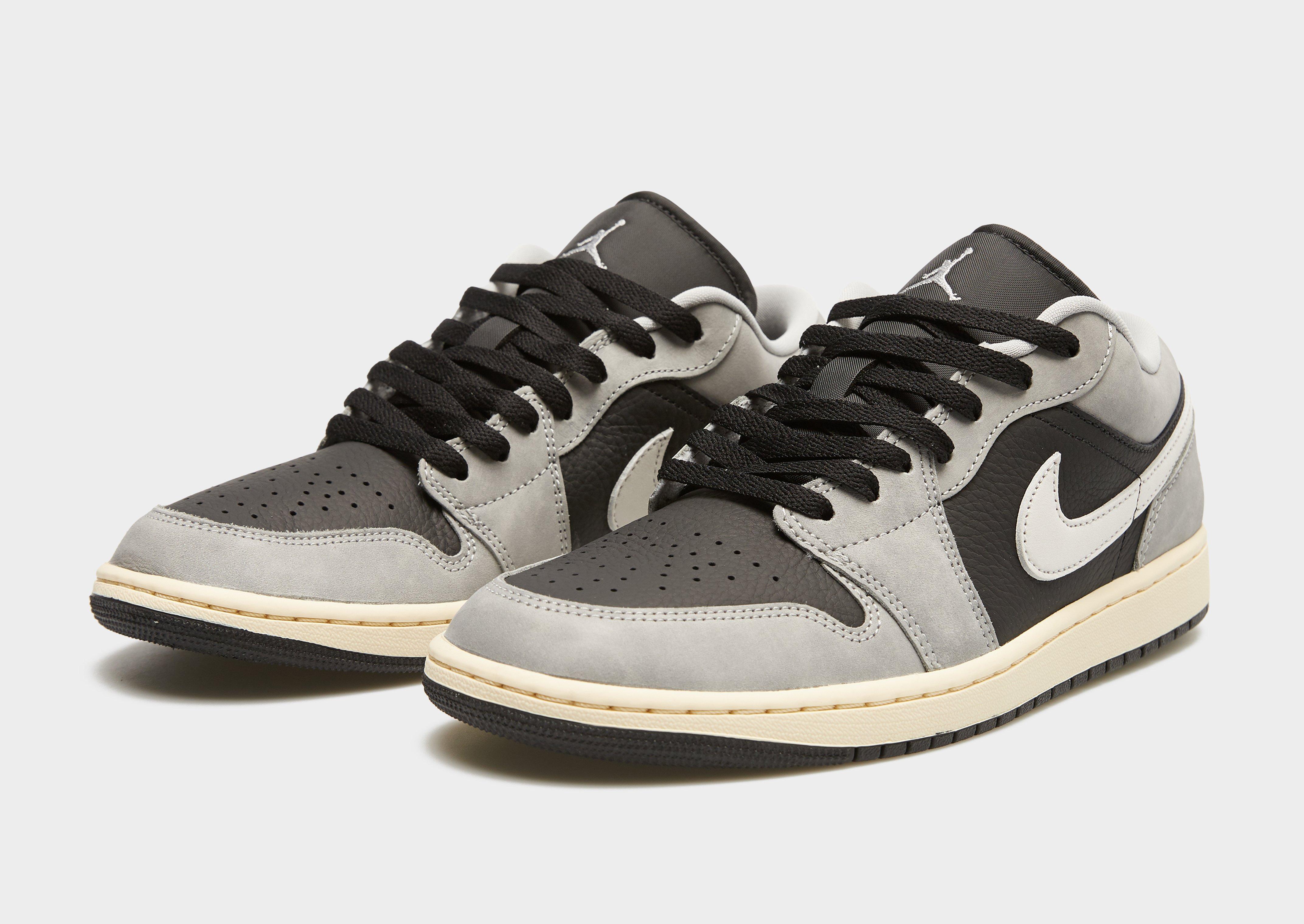 Чоловічі кросівки AIR JORDAN 1 LOW SE  HQ2010-012 Сірий