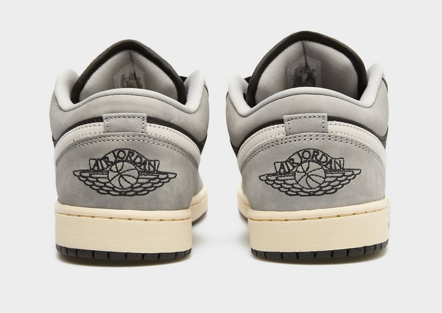 Kedai vyrams AIR JORDAN 1 LOW SE  HQ2010-012 Pilka