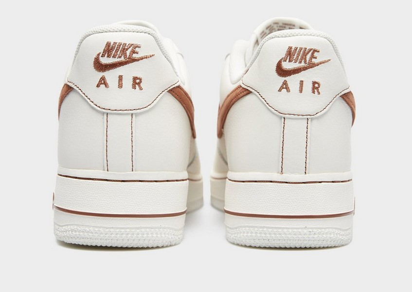 Nike Air Force 1 '07 Lv8