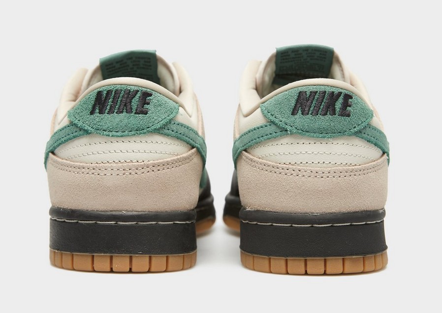 Чоловічі кросівки NIKE DUNK LOW  HQ3483-104 Сірий