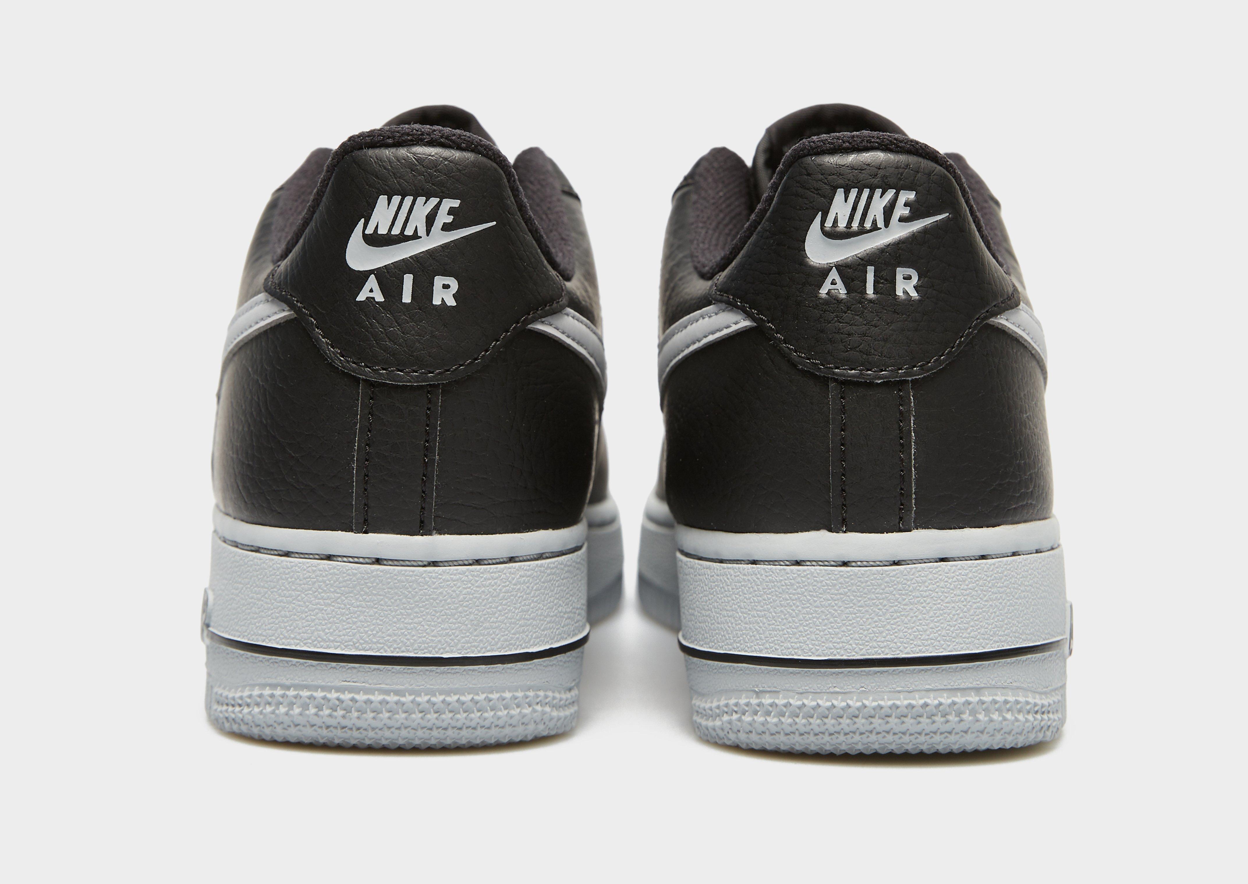 Adidași pentru copii NIKE AIR FORCE 1 GS HQ3807-001 Negru
