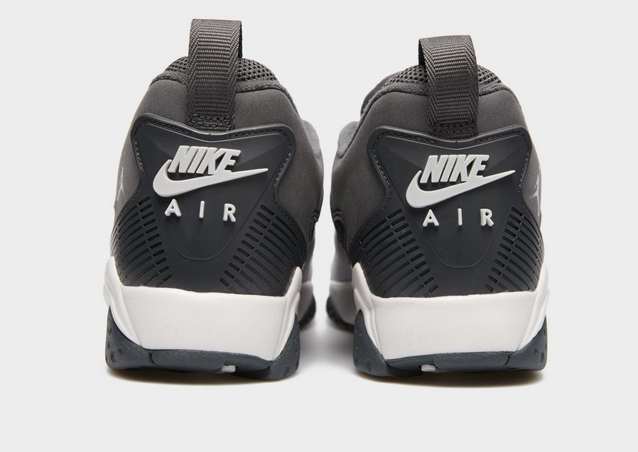 Adidași pentru bărbați AIR JORDAN 7 RM HQ3950-001 Gri