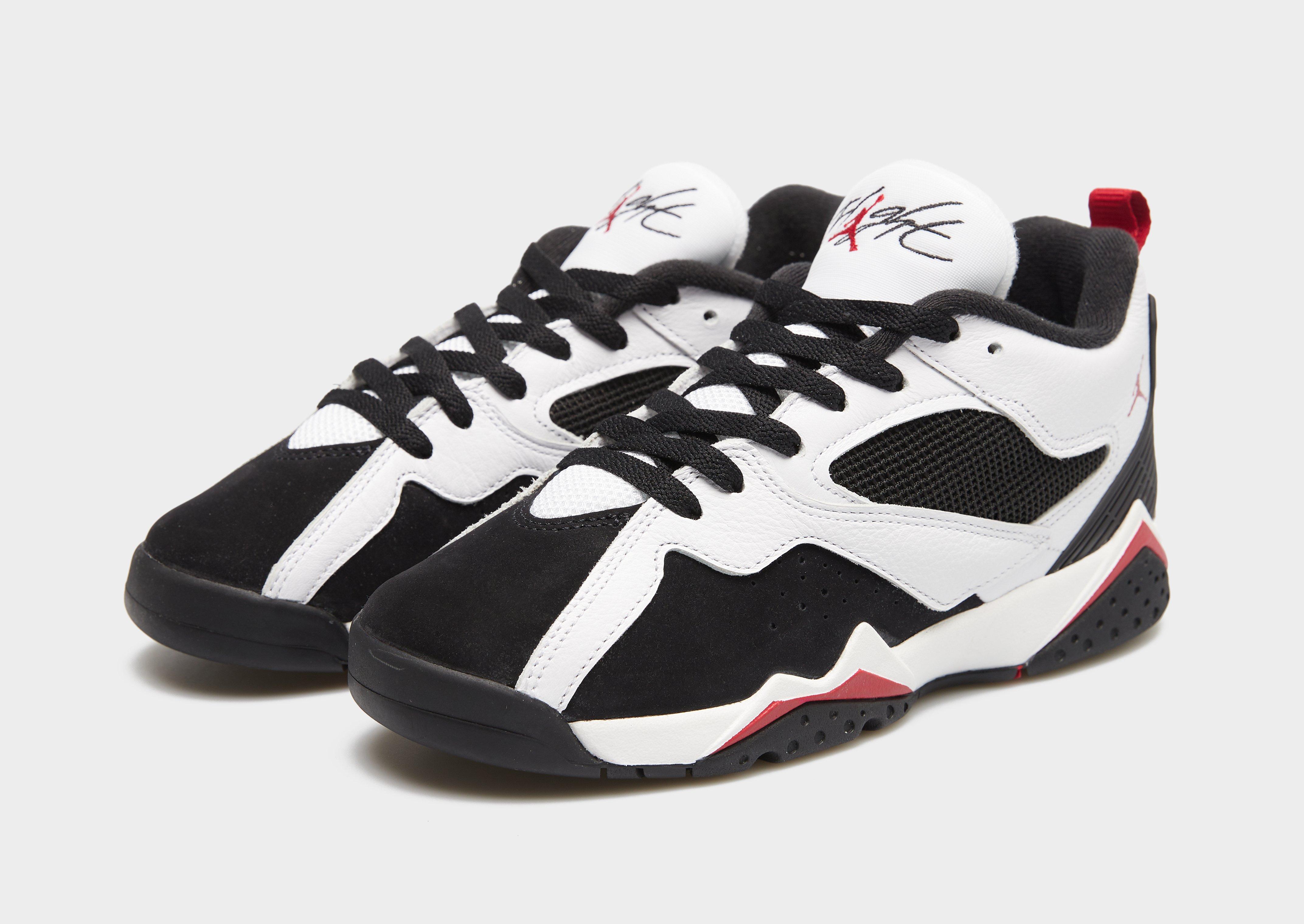 Adidași pentru copii JORDAN MVP 92 BG HQ4427-103 Alb