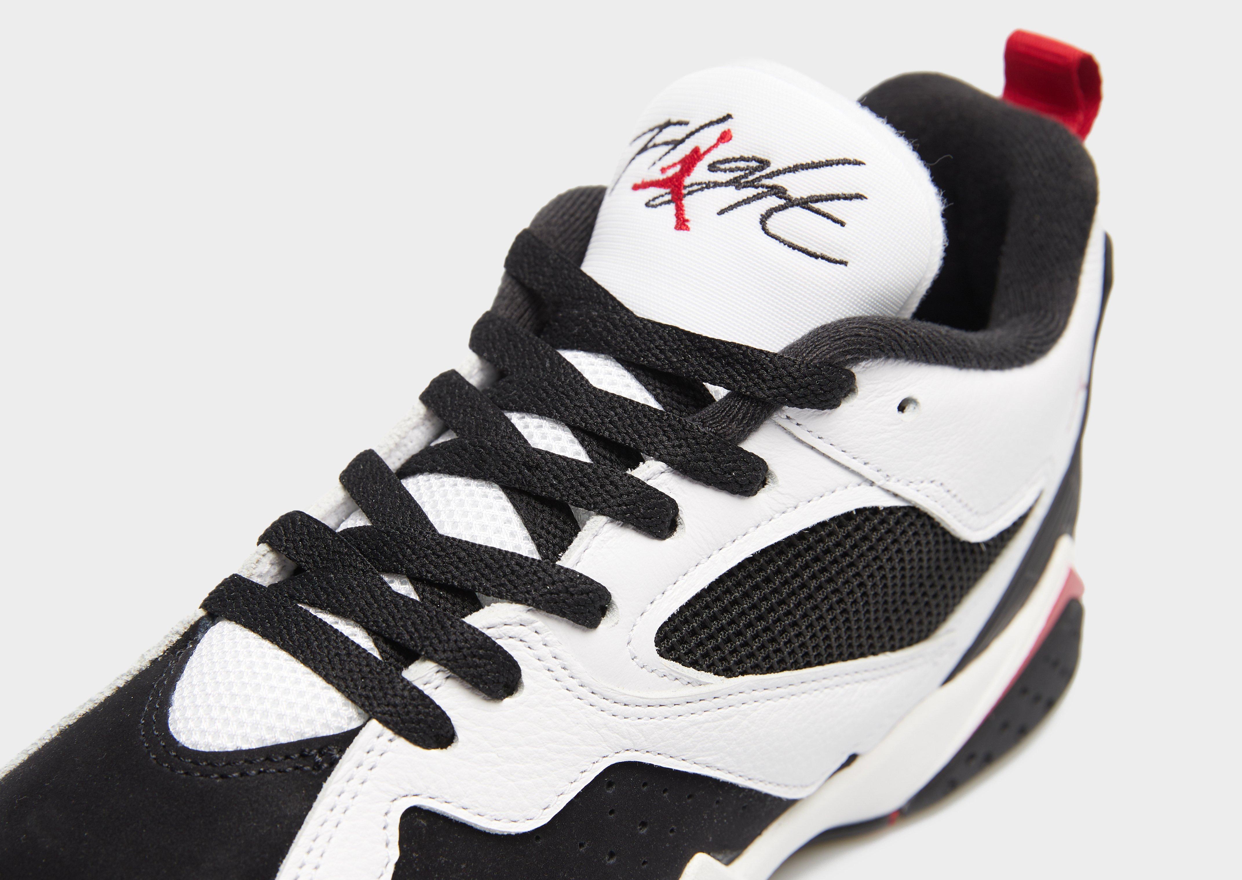 Adidași pentru copii JORDAN MVP 92 BG HQ4427-103 Alb