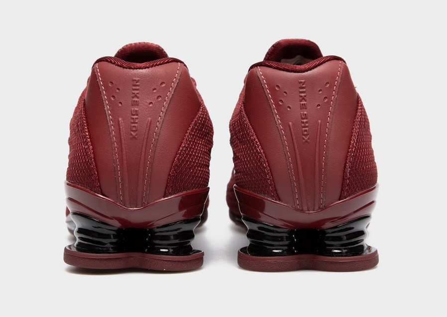 Adidași de damă NIKE W SHOX Z HQ7540-600 Bordo