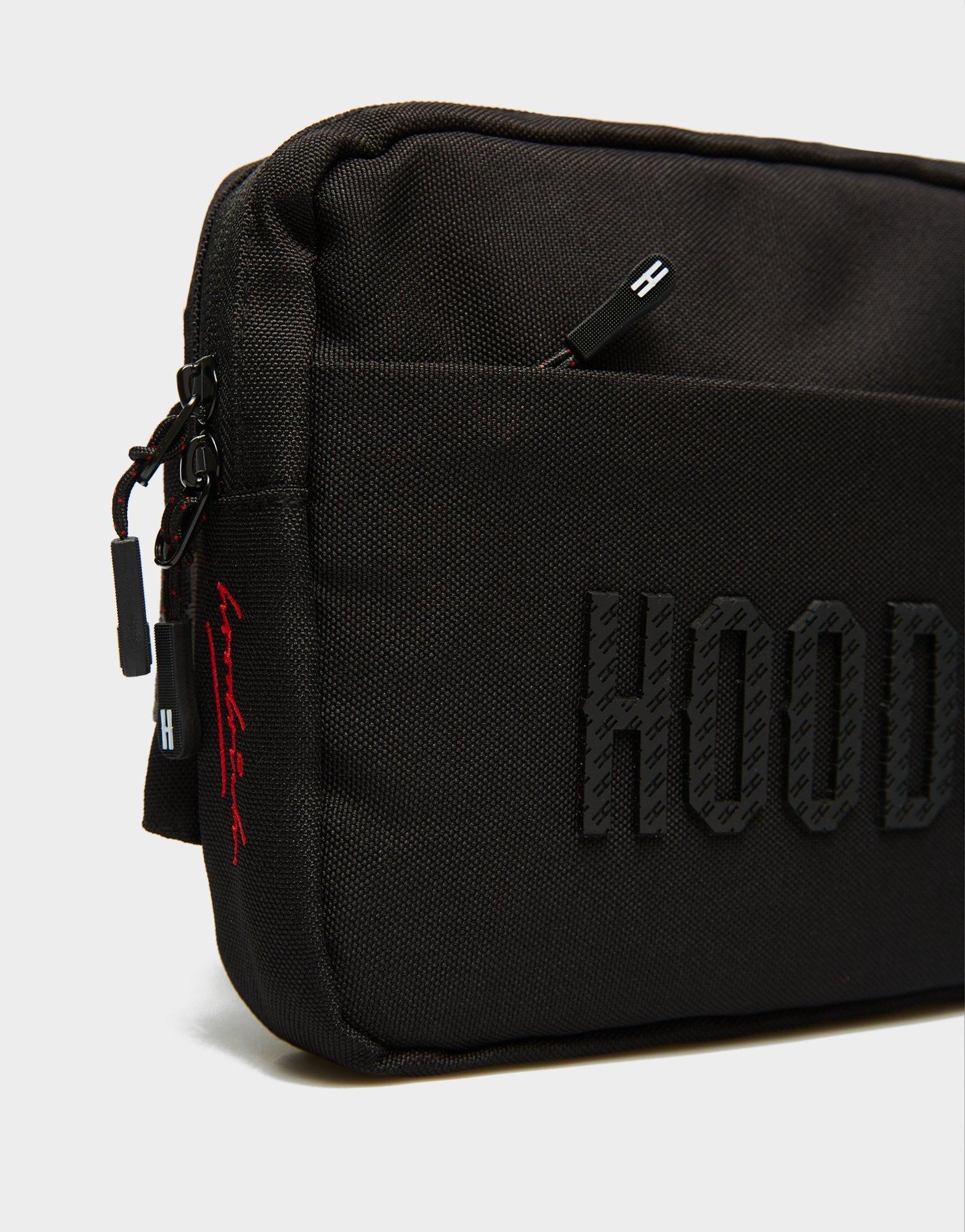 Női sporttáská HOODRICH NŐI TÁSKA CORE CHESTBAG HR20240033 Fekete