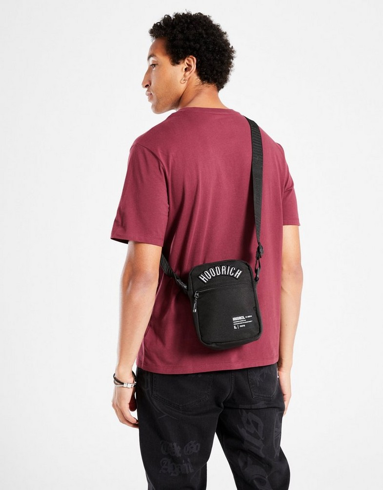 Női sporttáská HOODRICH NŐI TÁSKA ELEMENT MINI BAG HR20250020 Fekete