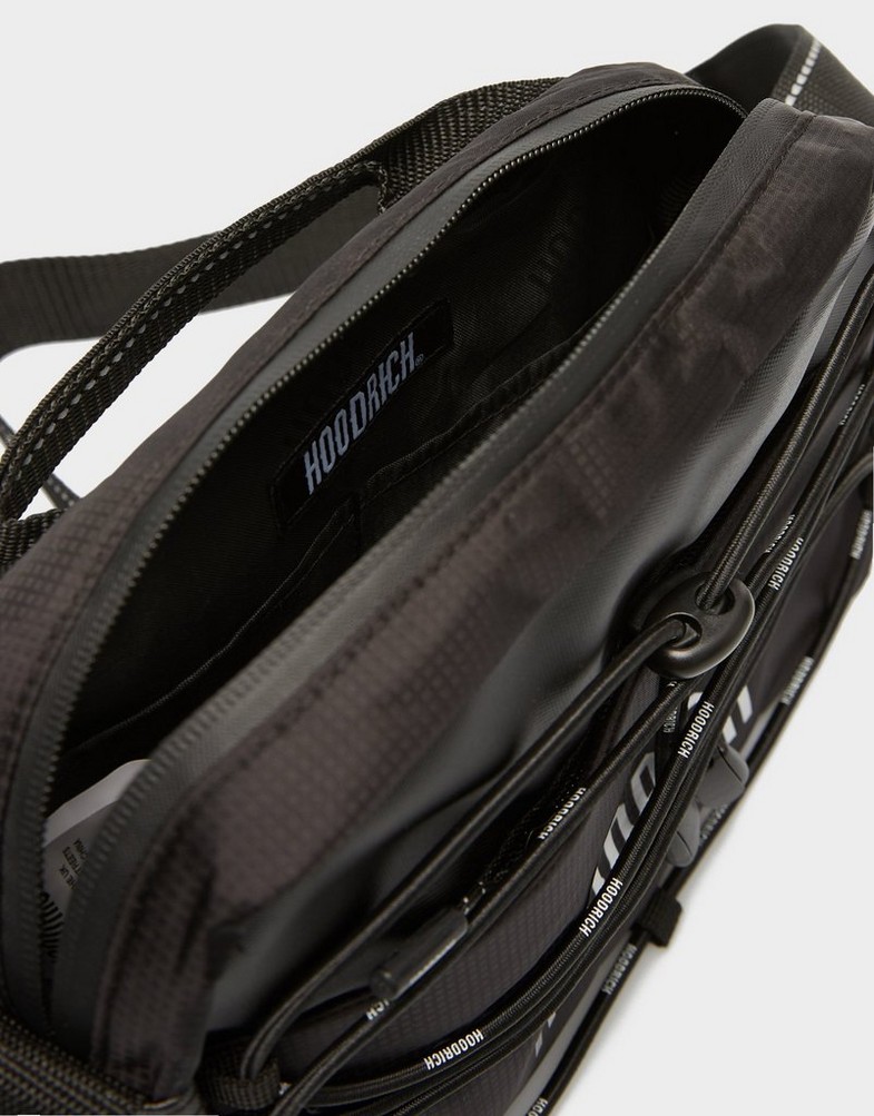 Női sporttáská HOODRICH NŐI TÁSKA PEAK CROSSBODY BAG HR20250049 Fekete