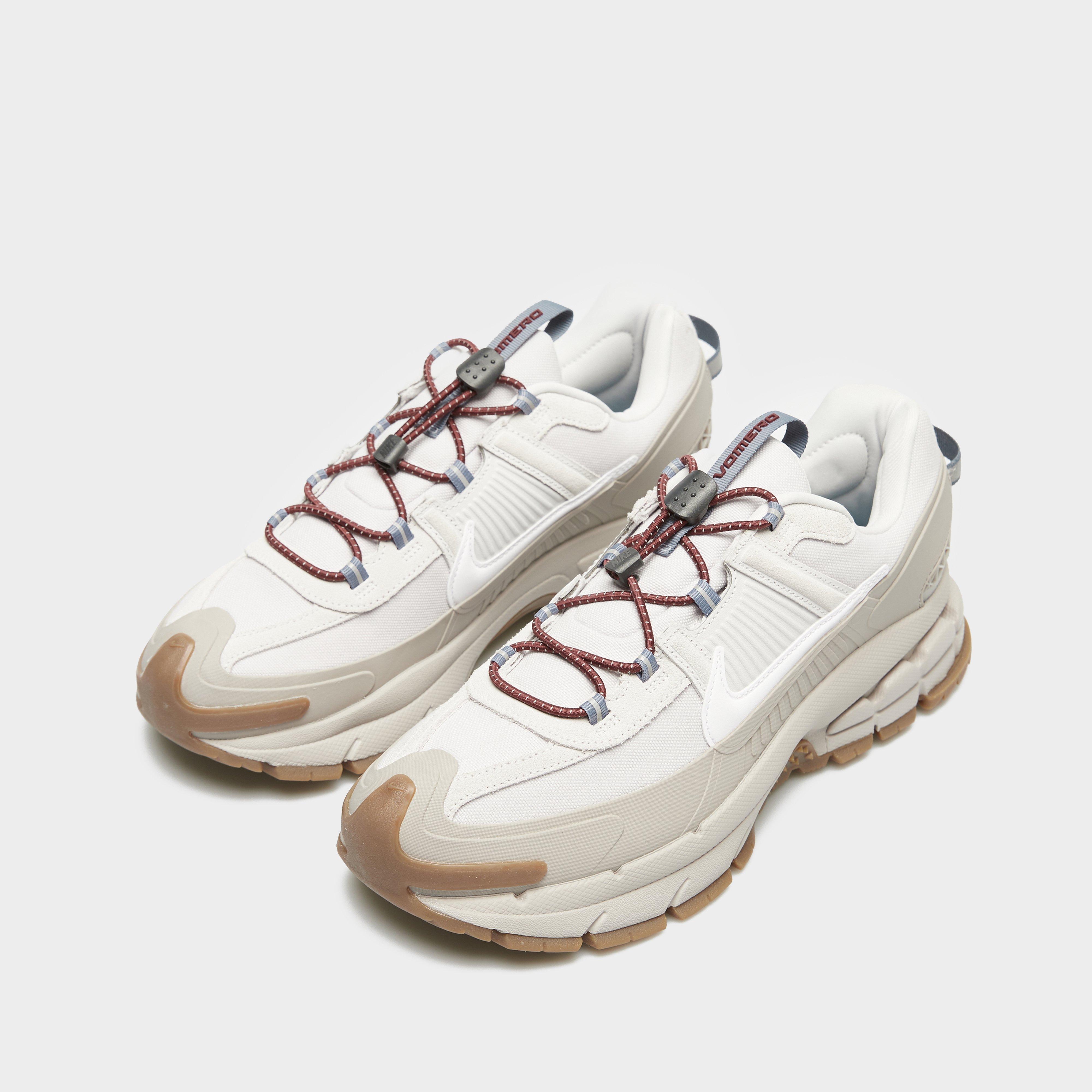 Чоловічі кросівки NIKE VOMERO ROAM