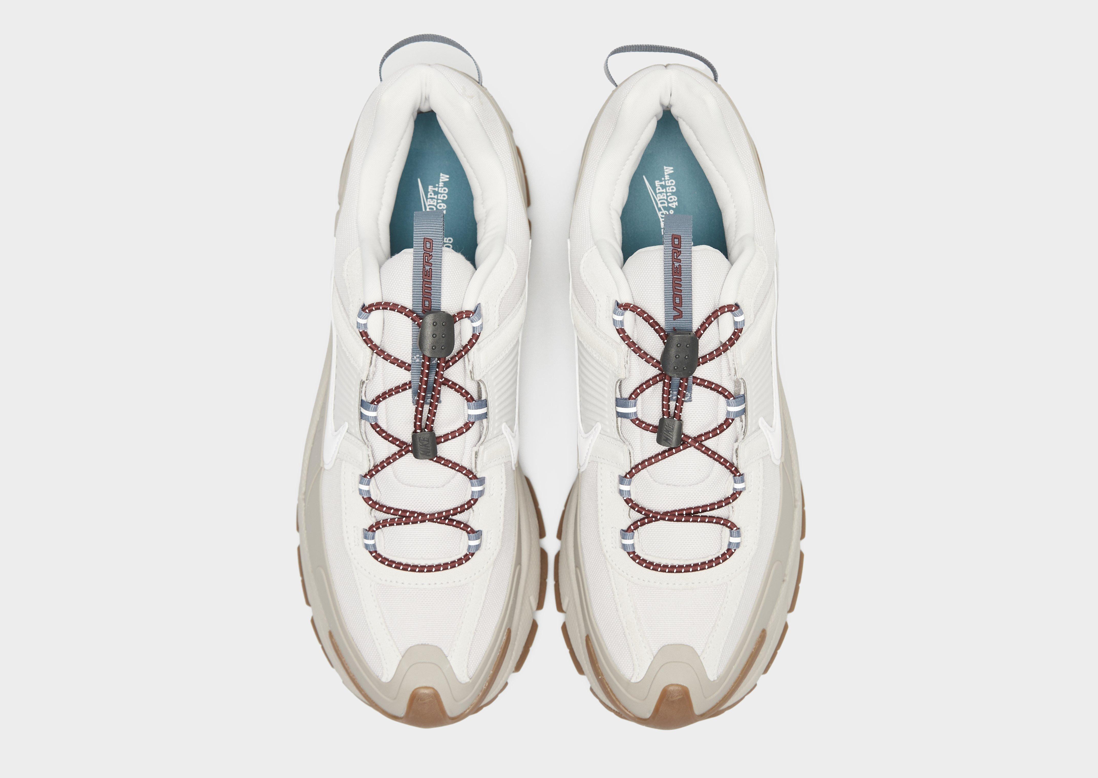 Férfi sneakers NIKE VOMERO ROAM HV4294-009 Szürke