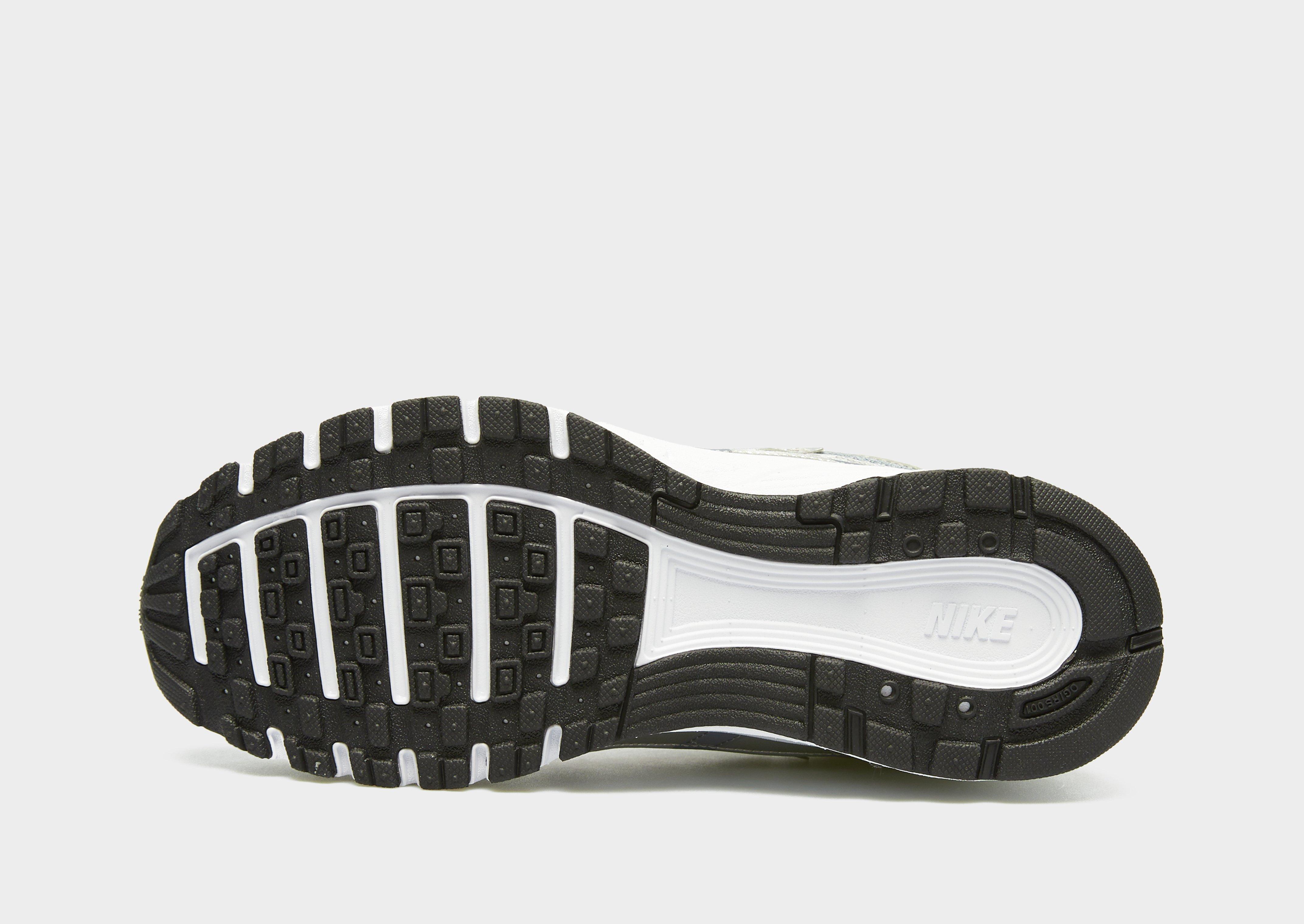 Gyerek sneakers NIKE P-6000 HV5064-002 Ezüst