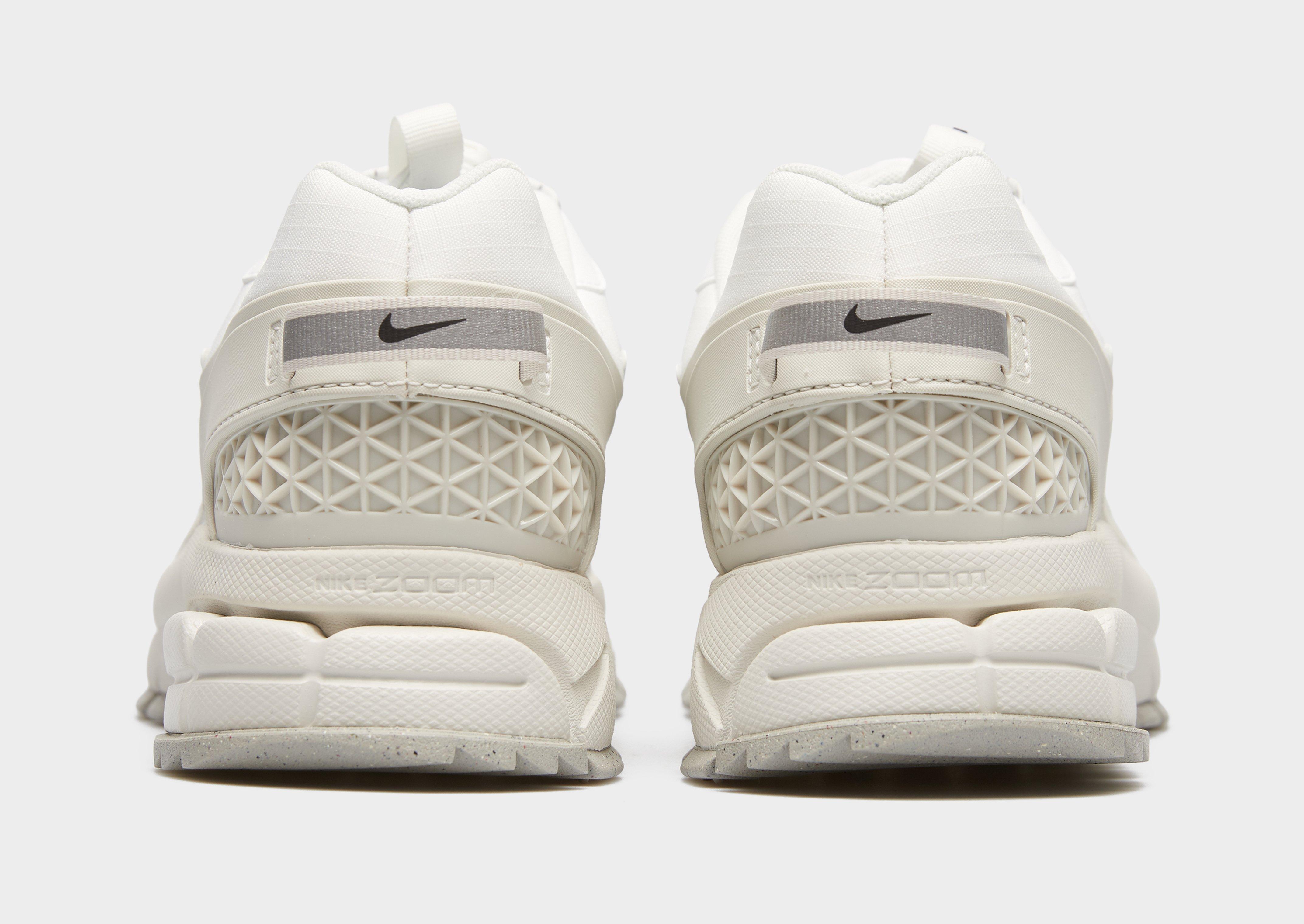 Pánske tenisky NIKE ZOOM VOMERO ROAM SYN HV5951-100 Biela