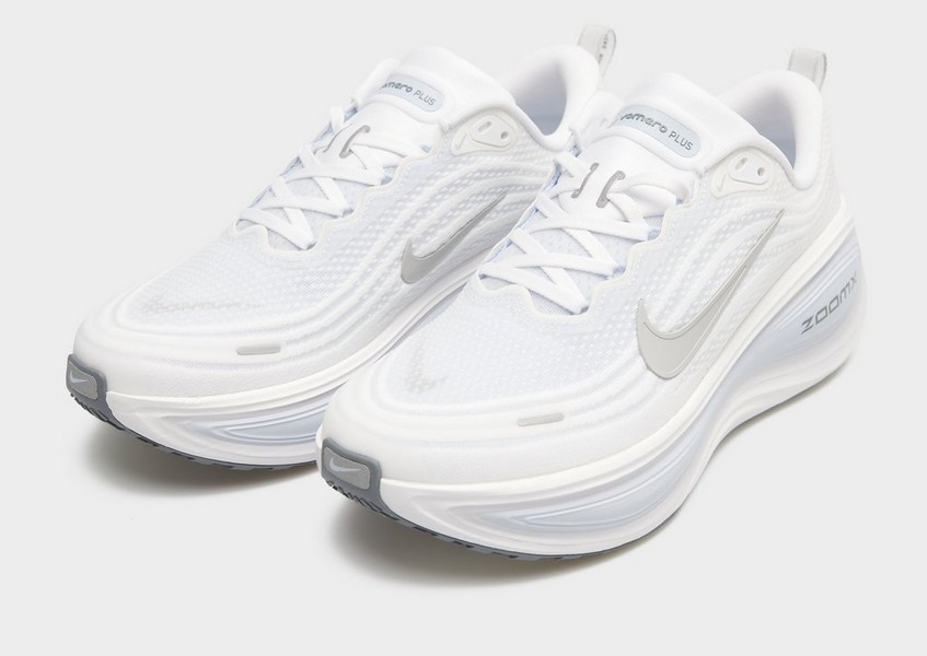 Nike Vomero Plus