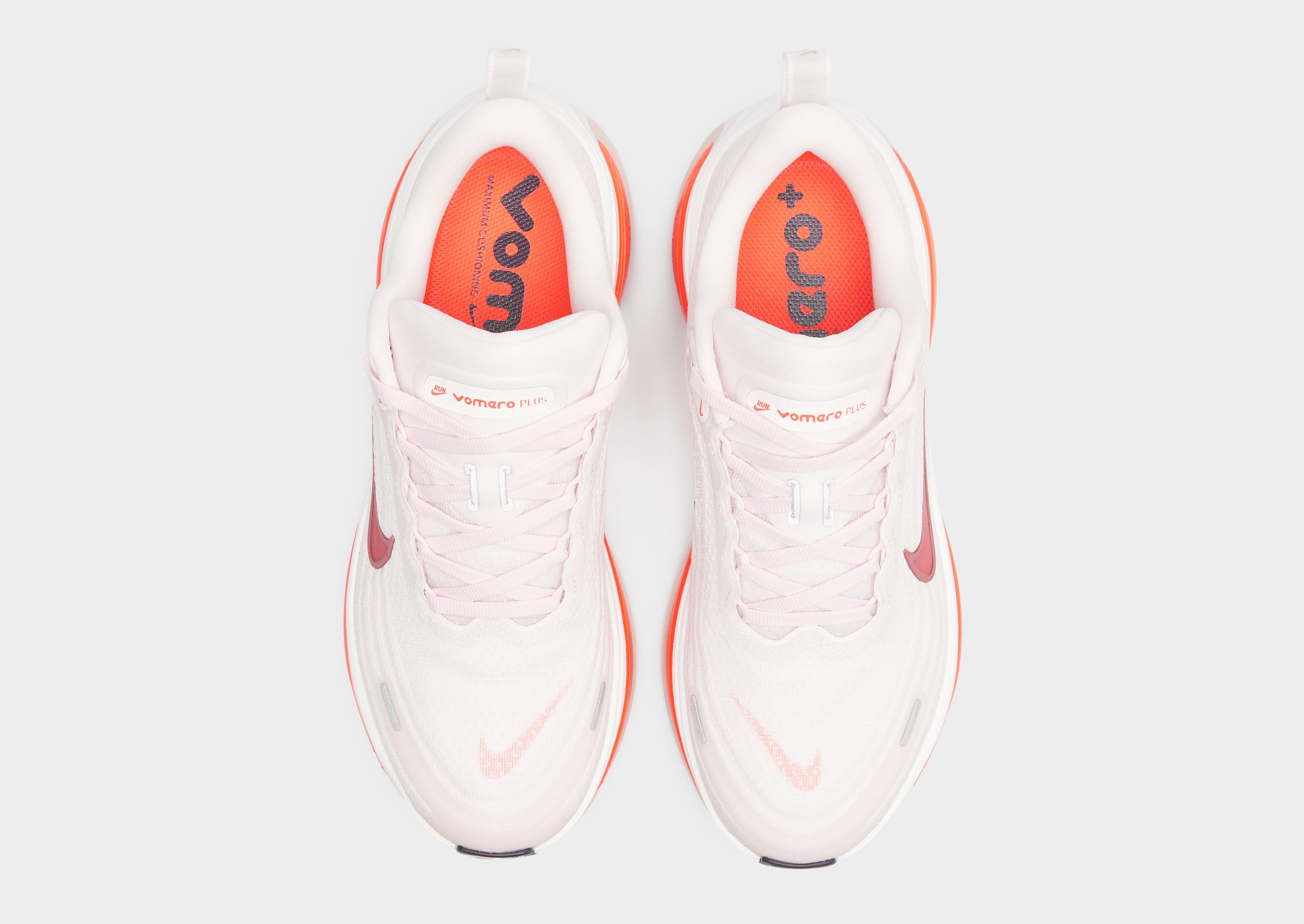 Nike Vomero Plus