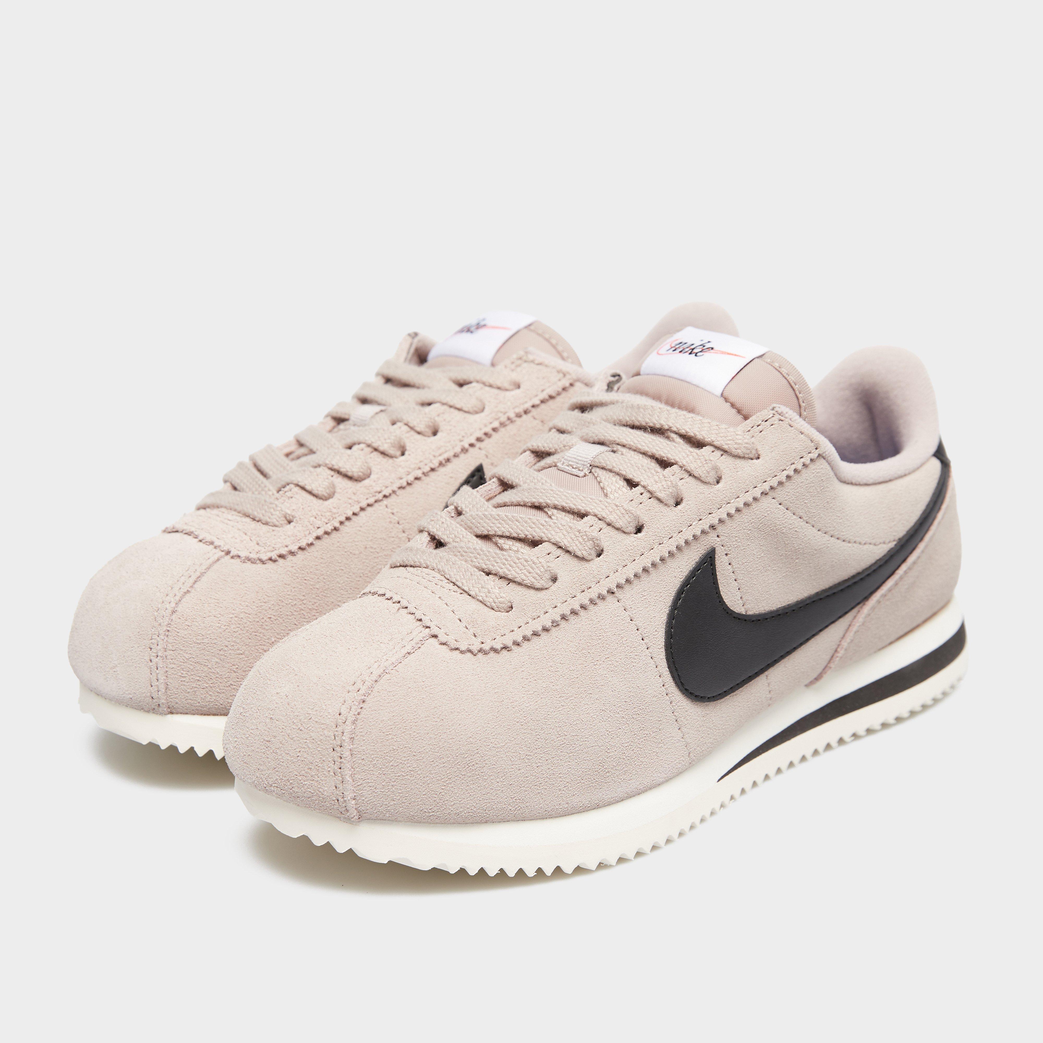 Kedai moterims NIKE W CORTEZ SUEDE