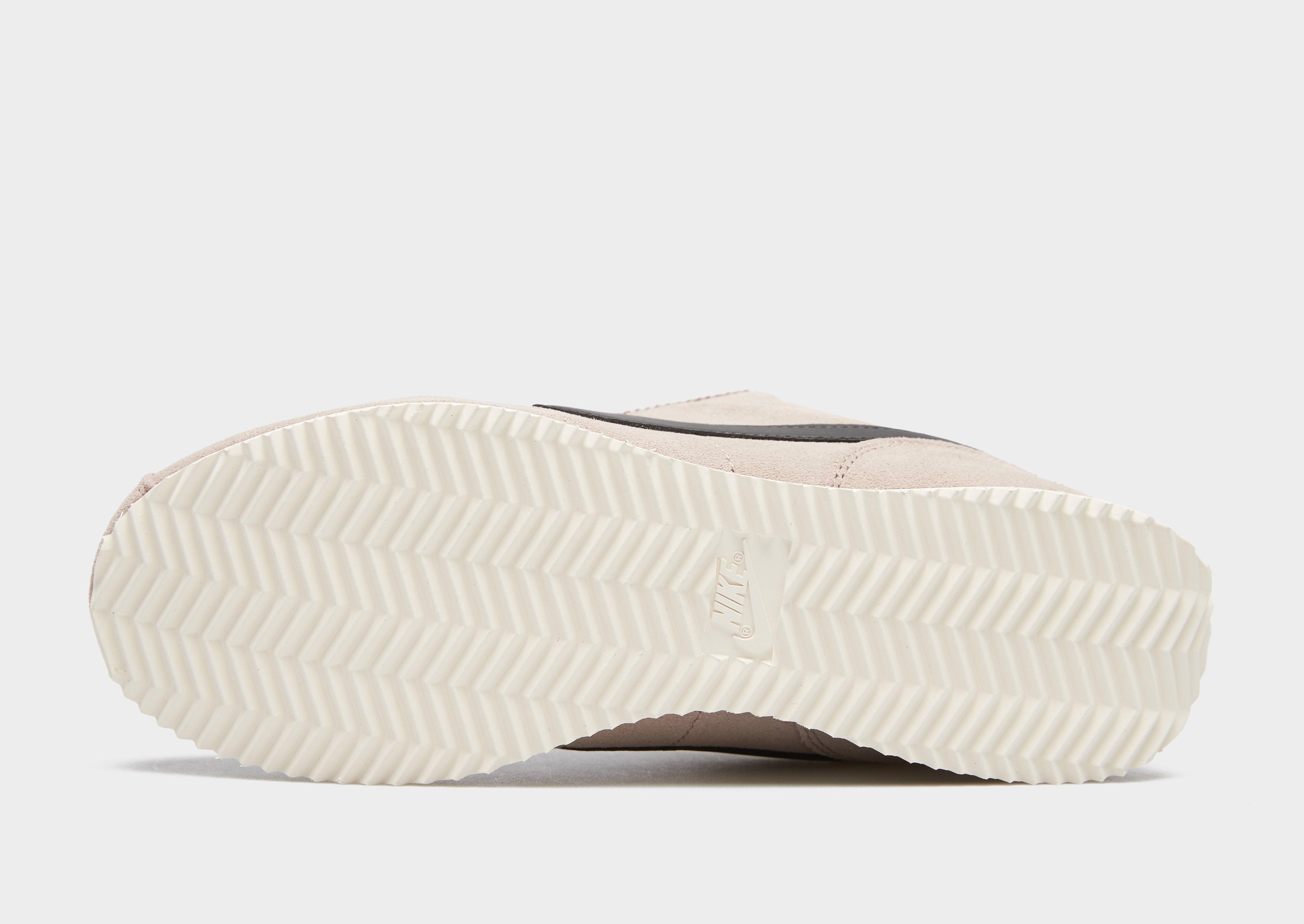 Buty sneakersy damskie NIKE W CORTEZ SUEDE IB1857-201 Szary