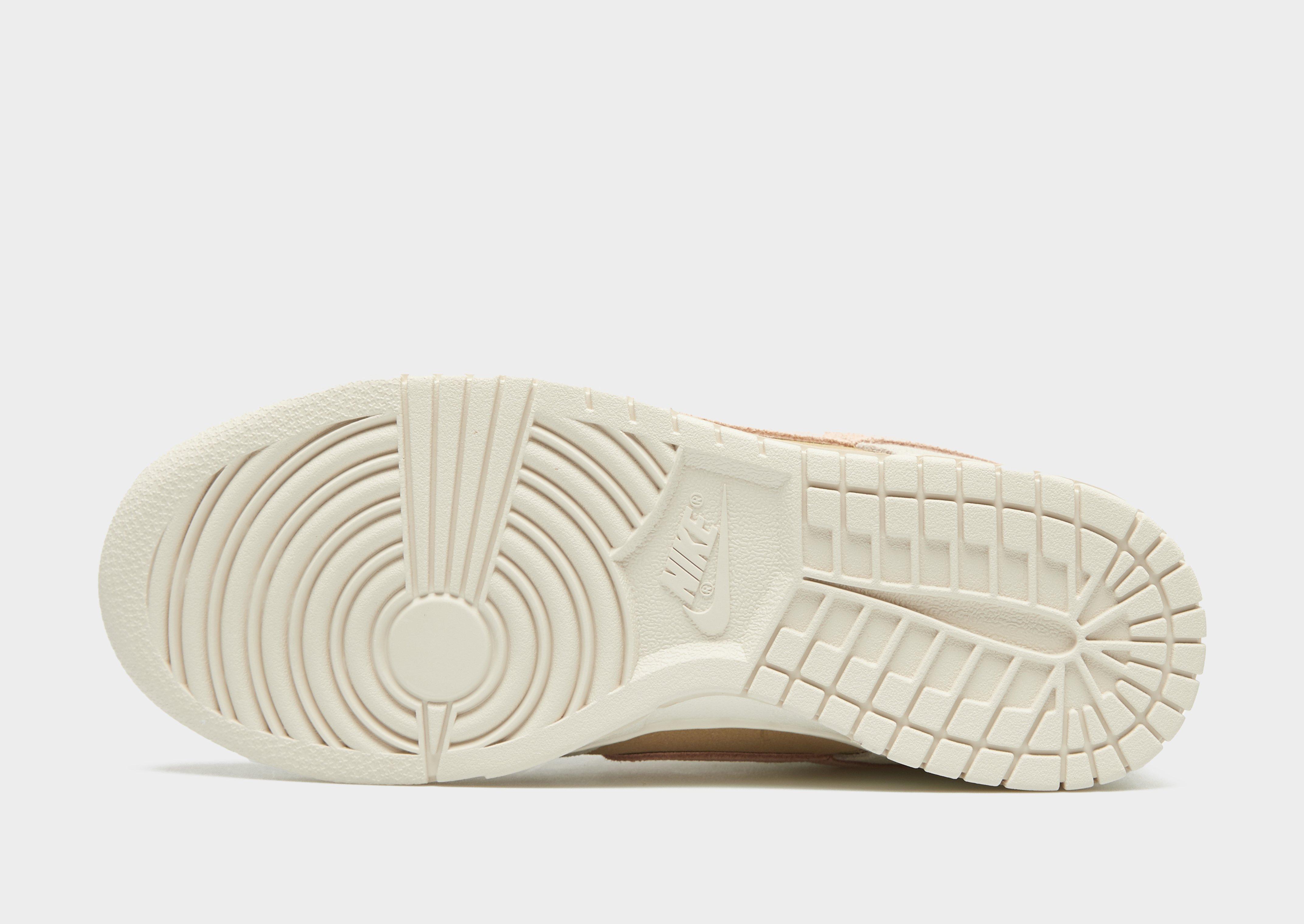 Adidași de damă WMNS NIKE DUNK LOW NA8 IB4367-030 Multicolor