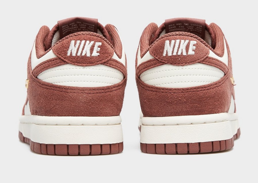 Buty sneakersy damskie NIKE W DUNK LOW NC IB4417-104 Brązowy