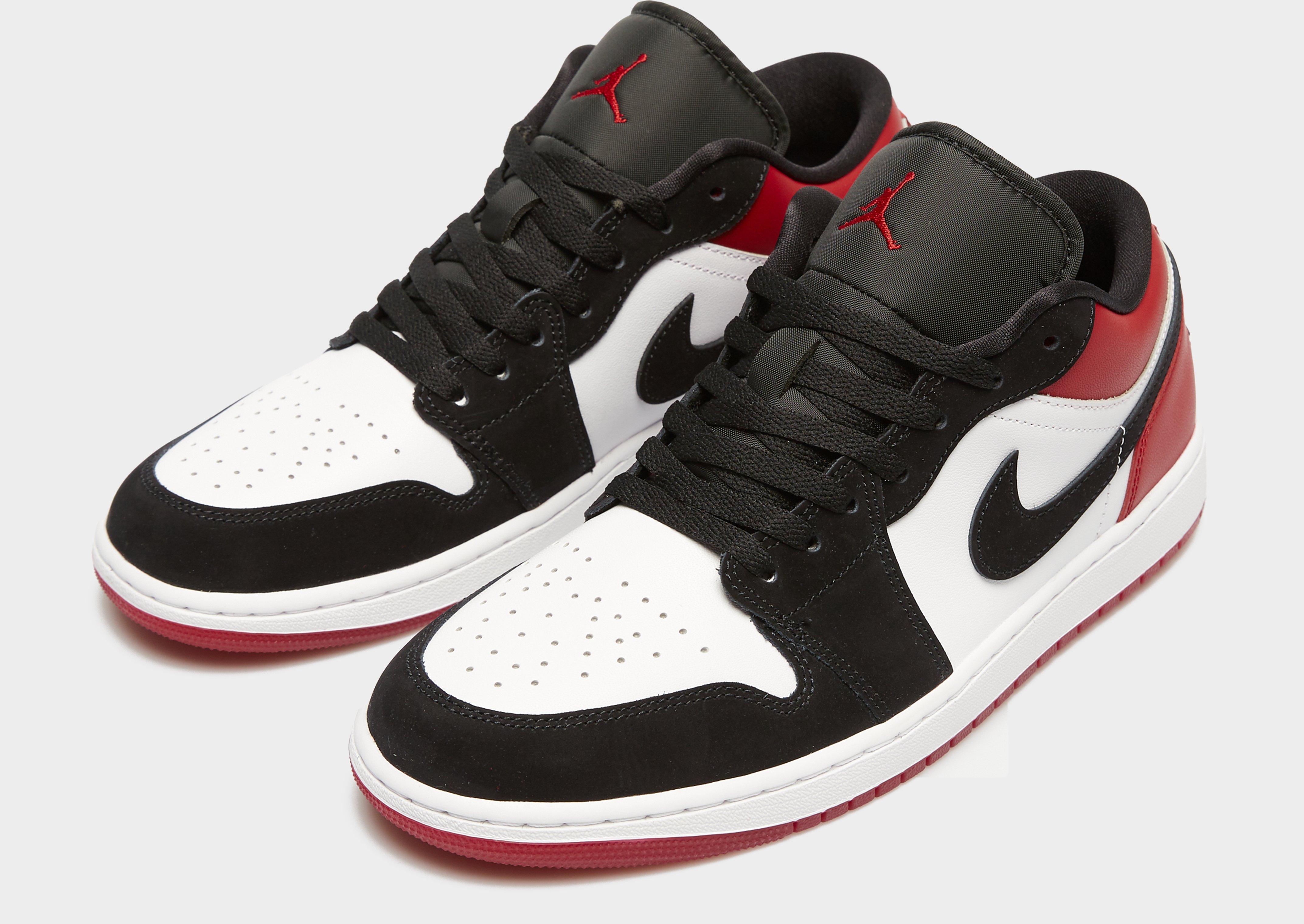 Мъжки маратонки AIR JORDAN 1 LOW SE  IB8971-106 Бял