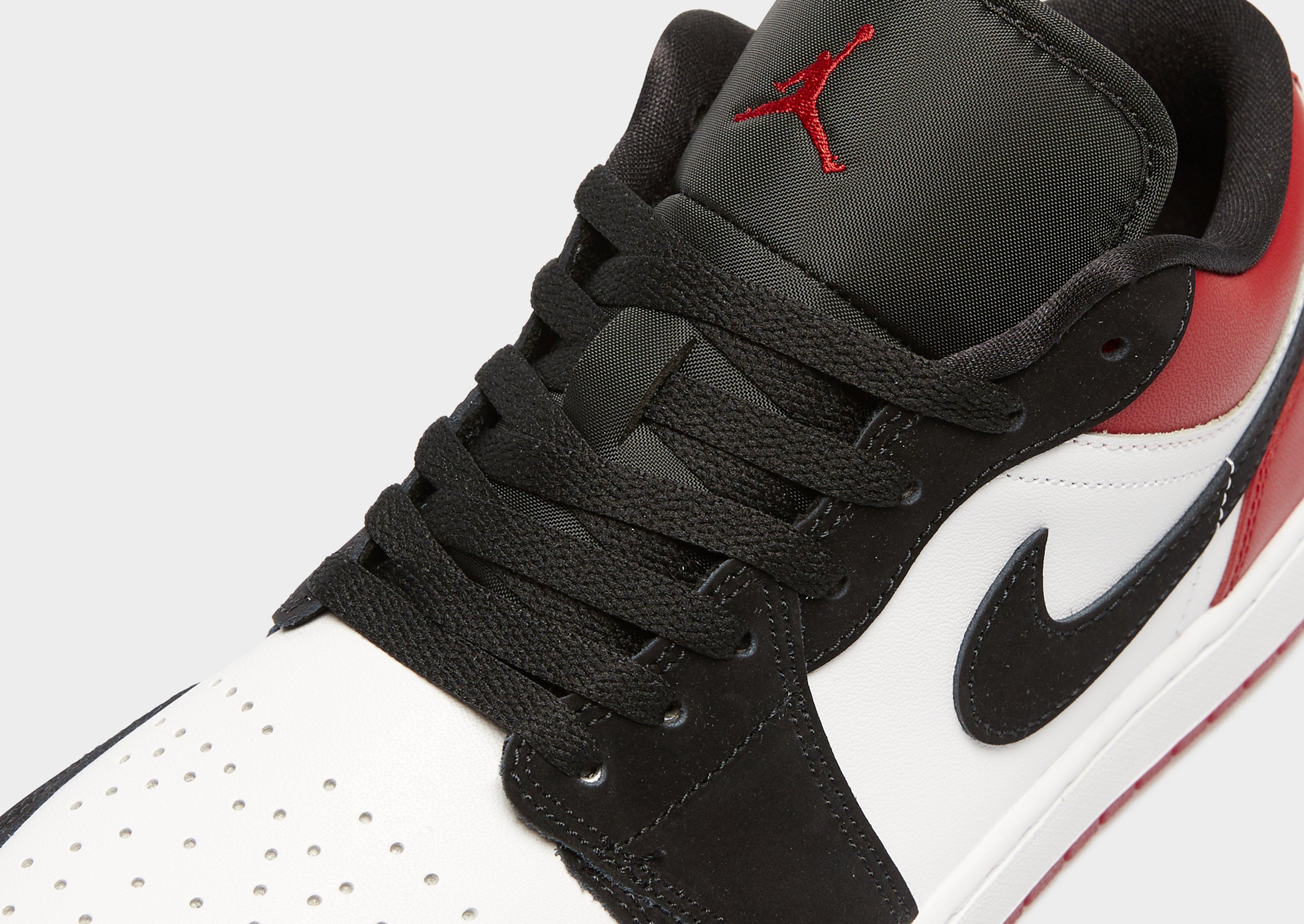 Мъжки маратонки AIR JORDAN 1 LOW SE  IB8971-106 Бял