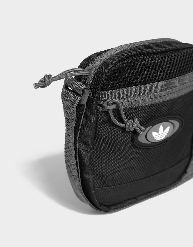 Чоловічі сумки та сумочки ADIDAS СУМКА REKIVE FEST BAG IB9202 Чорний