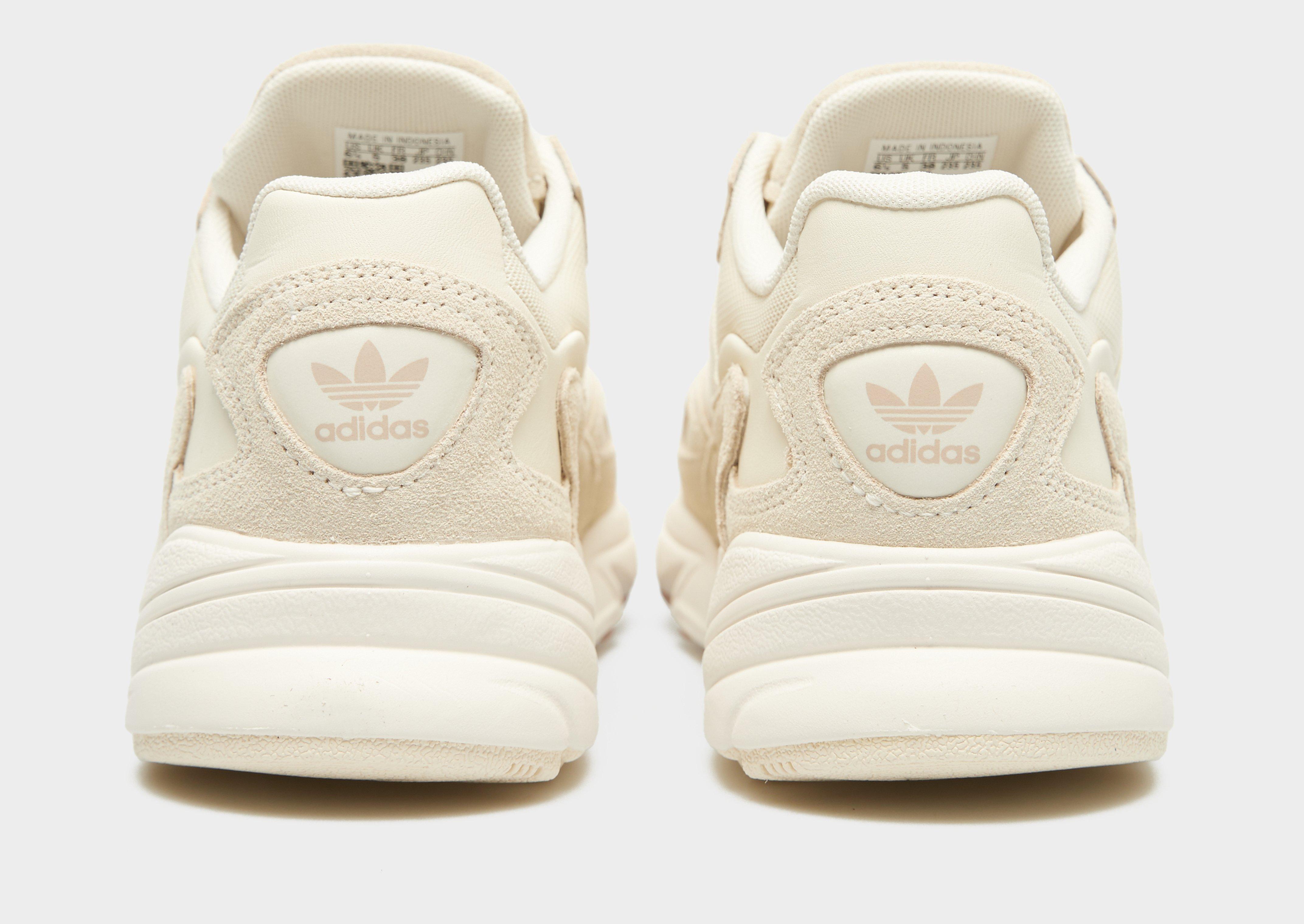 Дамски обувки ADIDAS FALCON W  ID8734 Златист