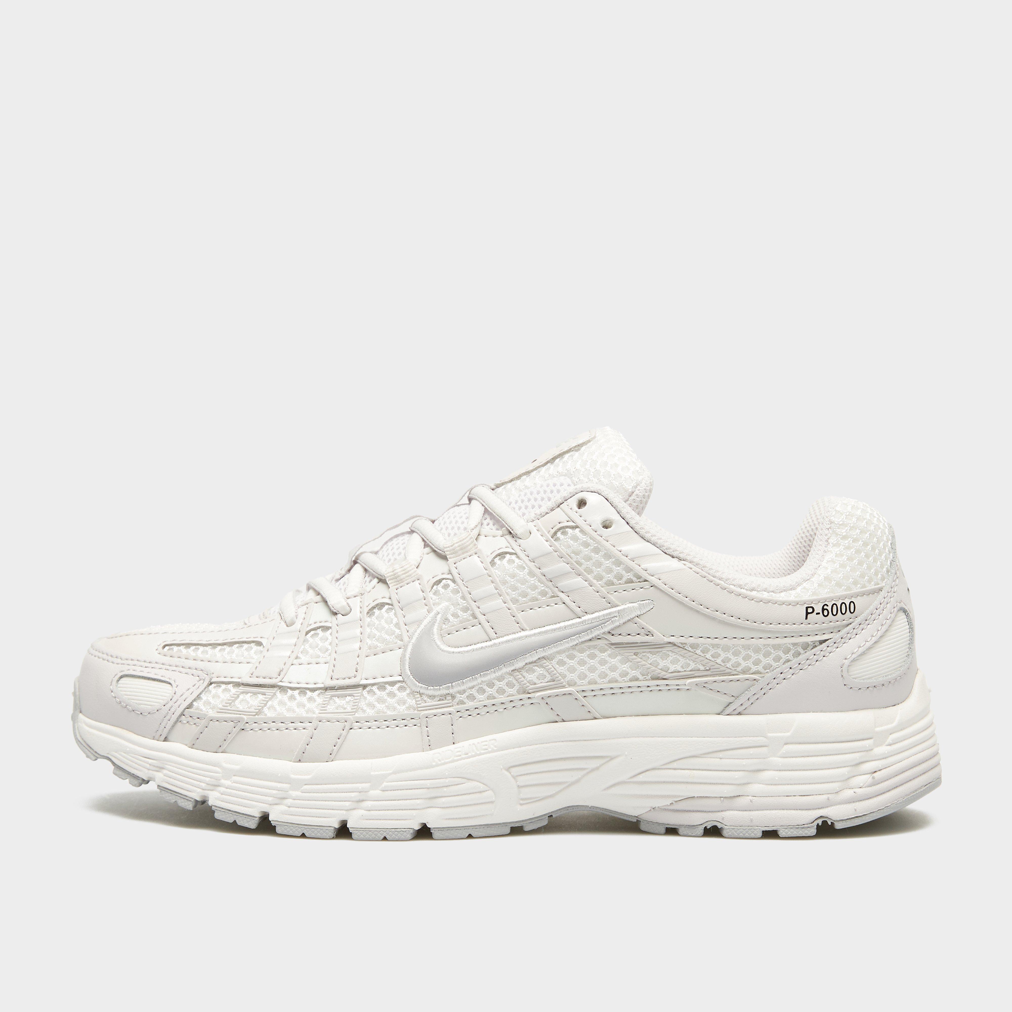 Adidași de damă NIKE W P-6000 SE