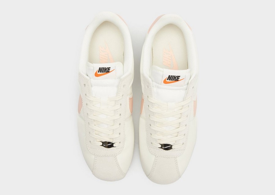 Adidași de damă W NIKE CORTEZ SE IF1764-100 Crem