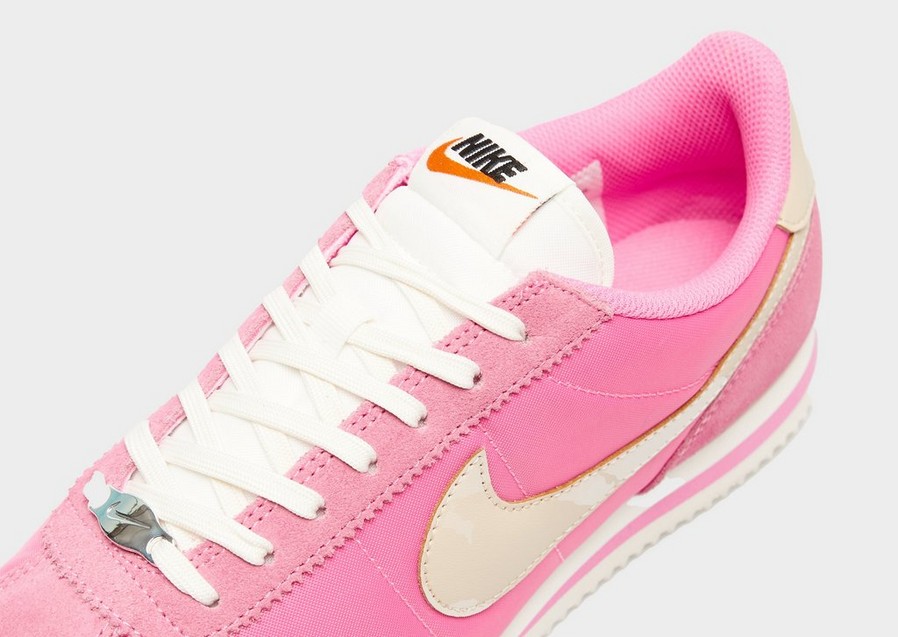 Női sneakers NIKE W CORTEZ SE IF1764-601 Rózsaszín
