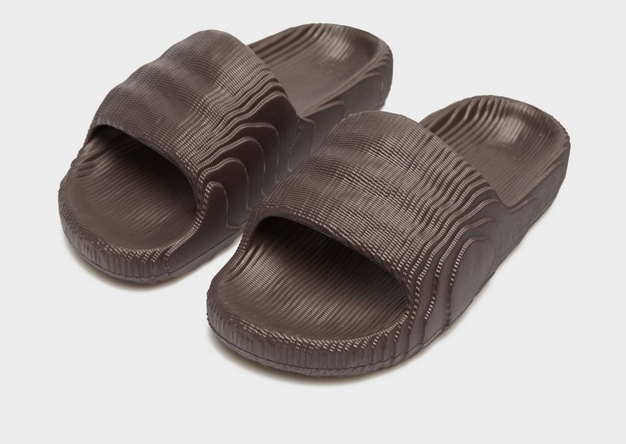 Női papucsok és flip-flopok ADIDAS ADILETTE 22 W