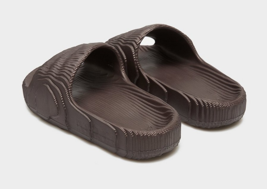 Női papucsok és flip-flopok ADIDAS ADILETTE 22 W