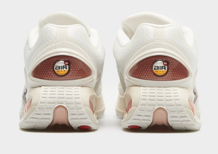 Adidași de damă NIKE W AIR MAX DN TECH IH0284-100 Bej