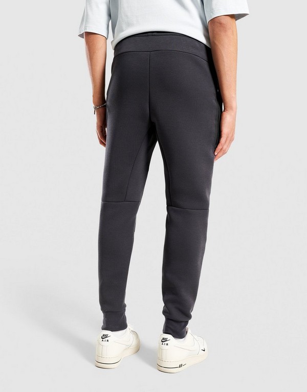 Nike Nohavice Tech Fleece Jogger