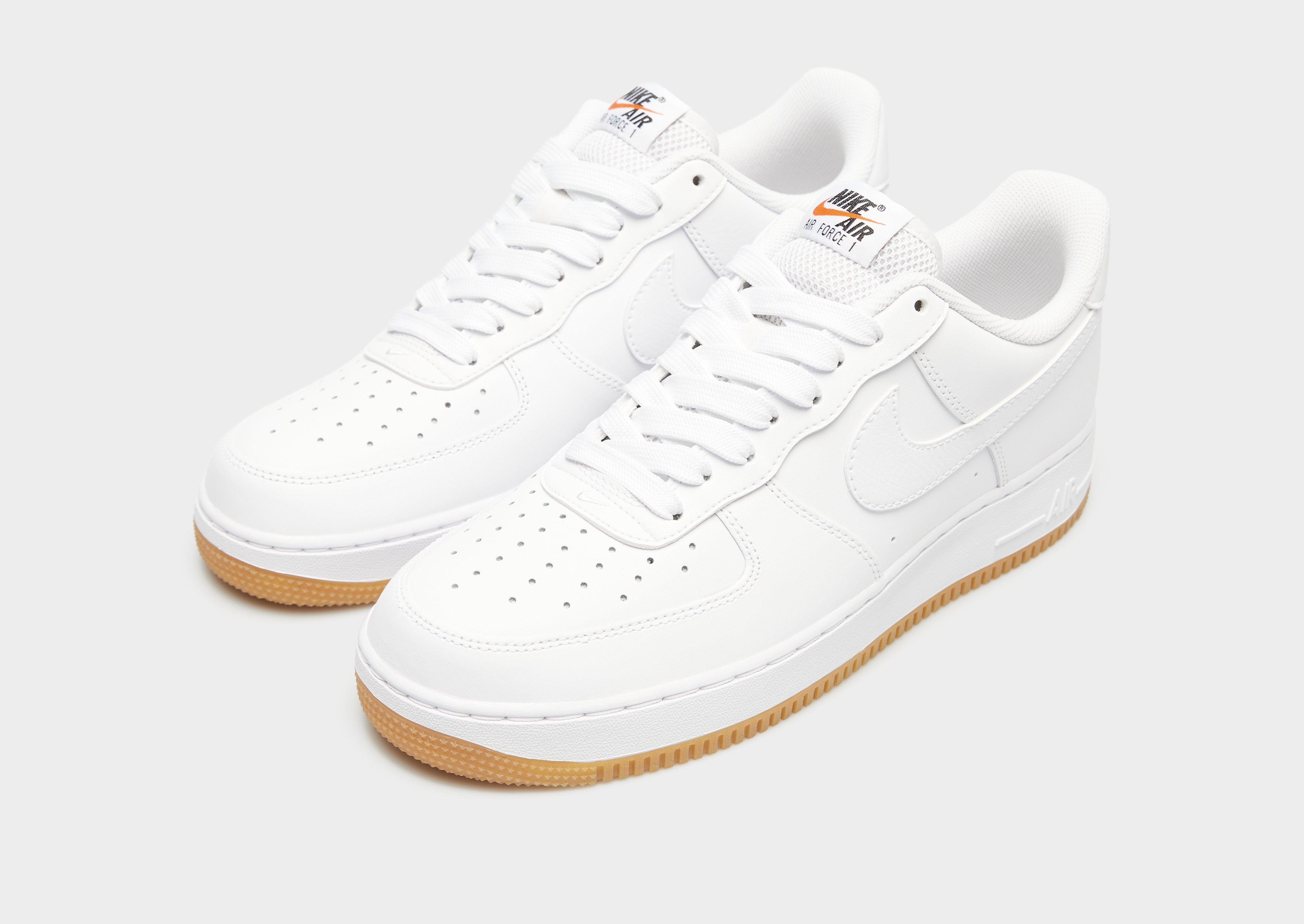 Adidași pentru bărbați NIKE AIR FORCE 1 '07 LV8  II7630-100 Alb