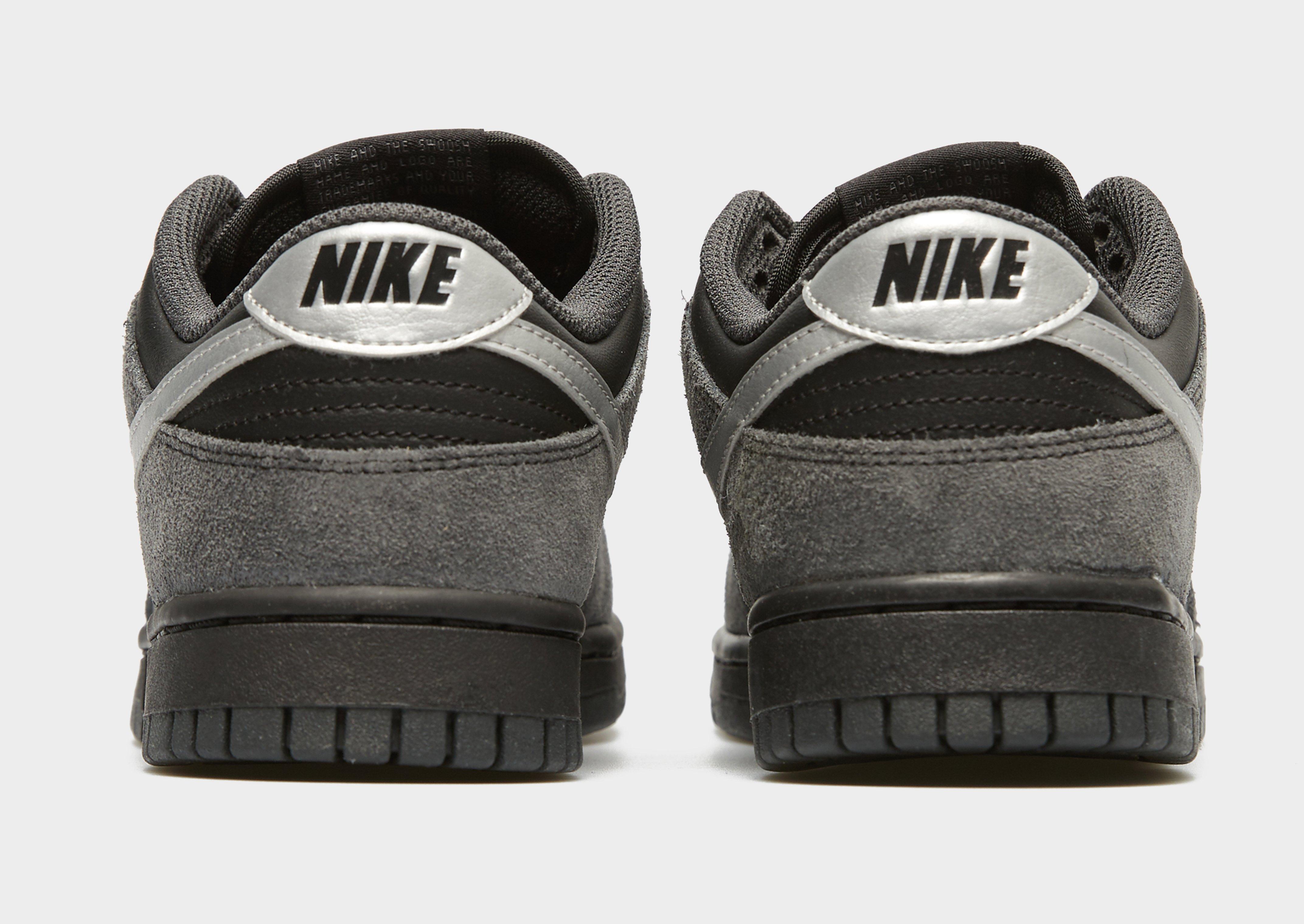 Buty sneakersy damskie NIKE WMNS NIKE DUNK LOW II7636-001 Czarny