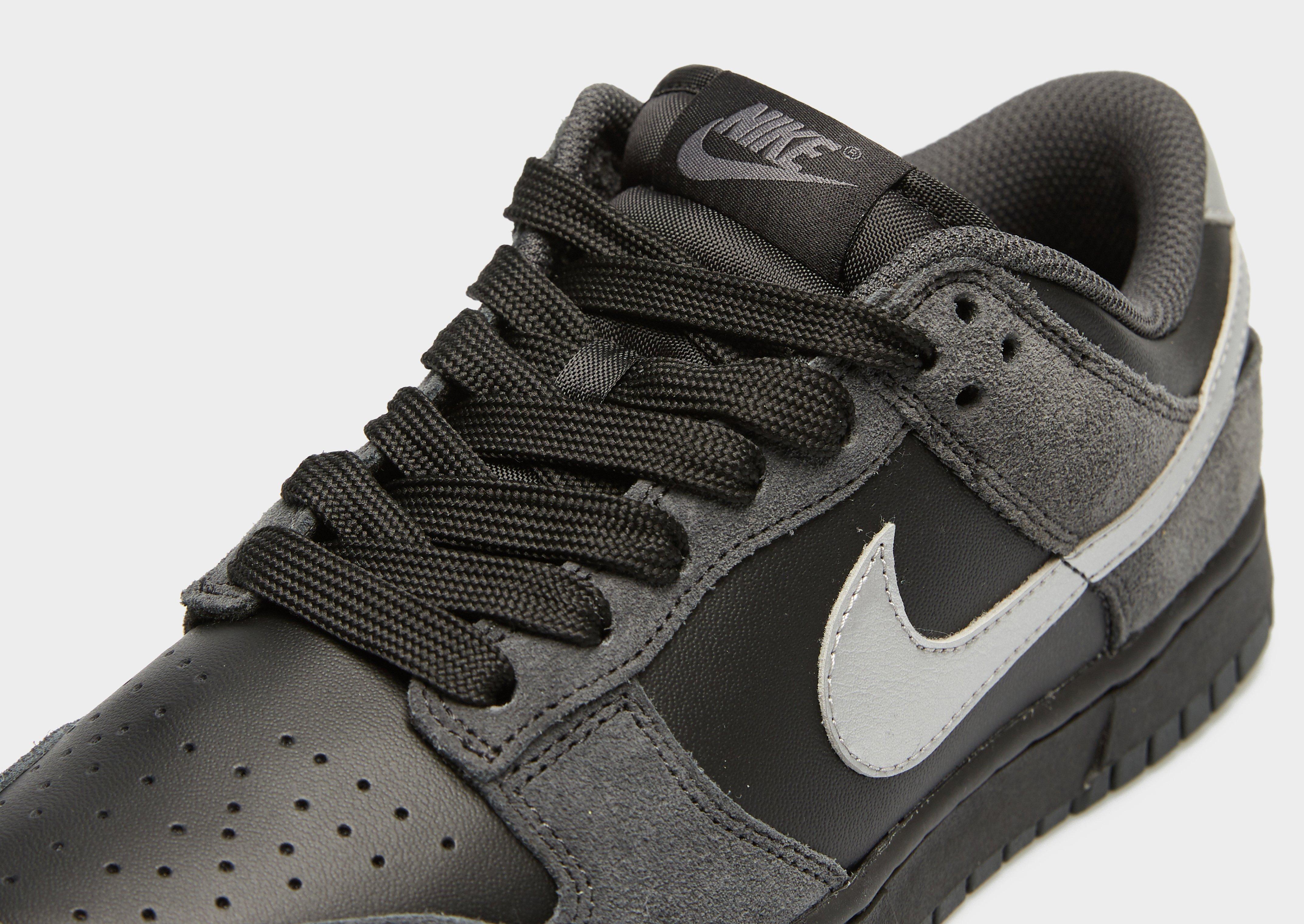 Buty sneakersy damskie NIKE WMNS NIKE DUNK LOW II7636-001 Czarny