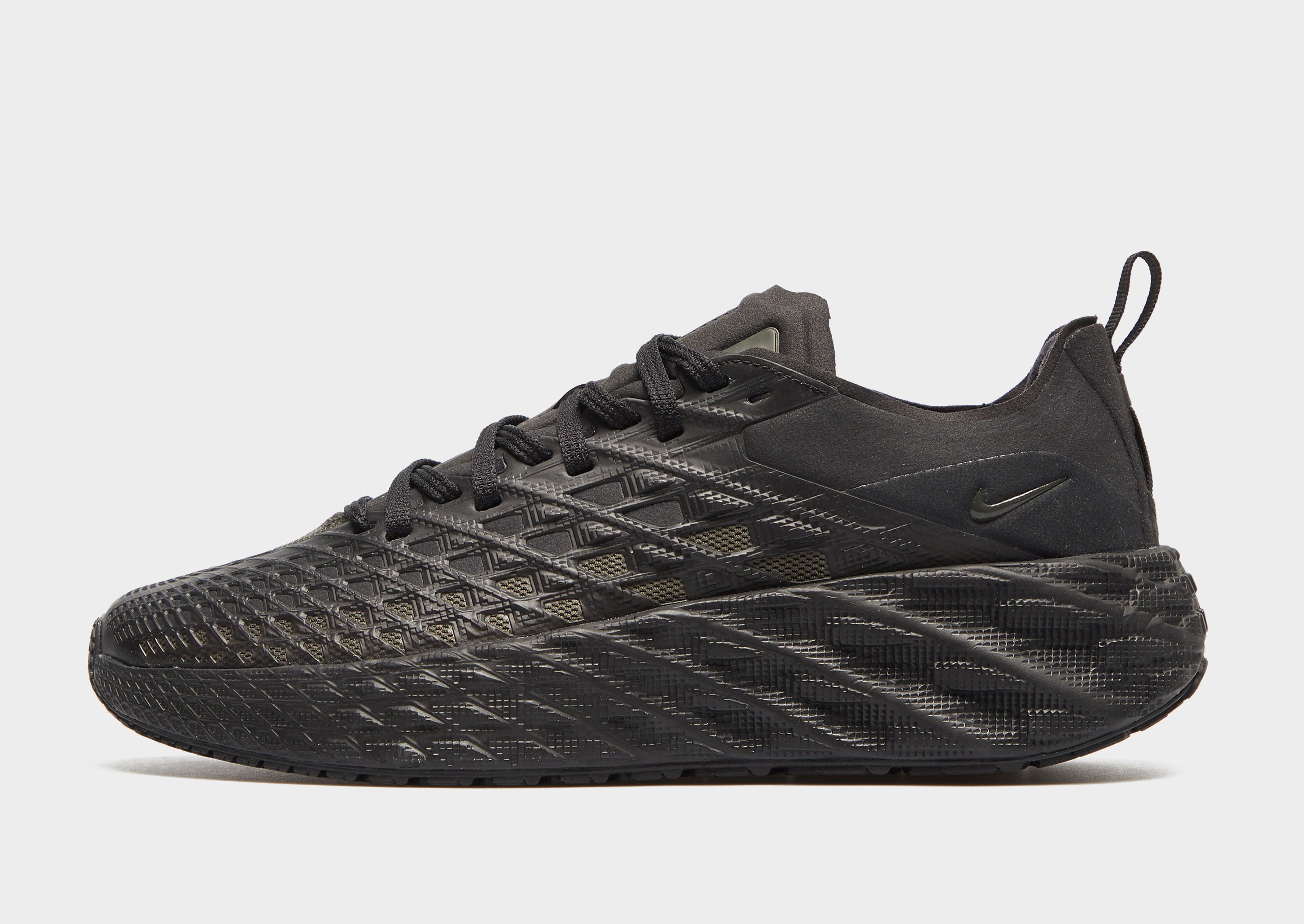 Nike Ava Edge