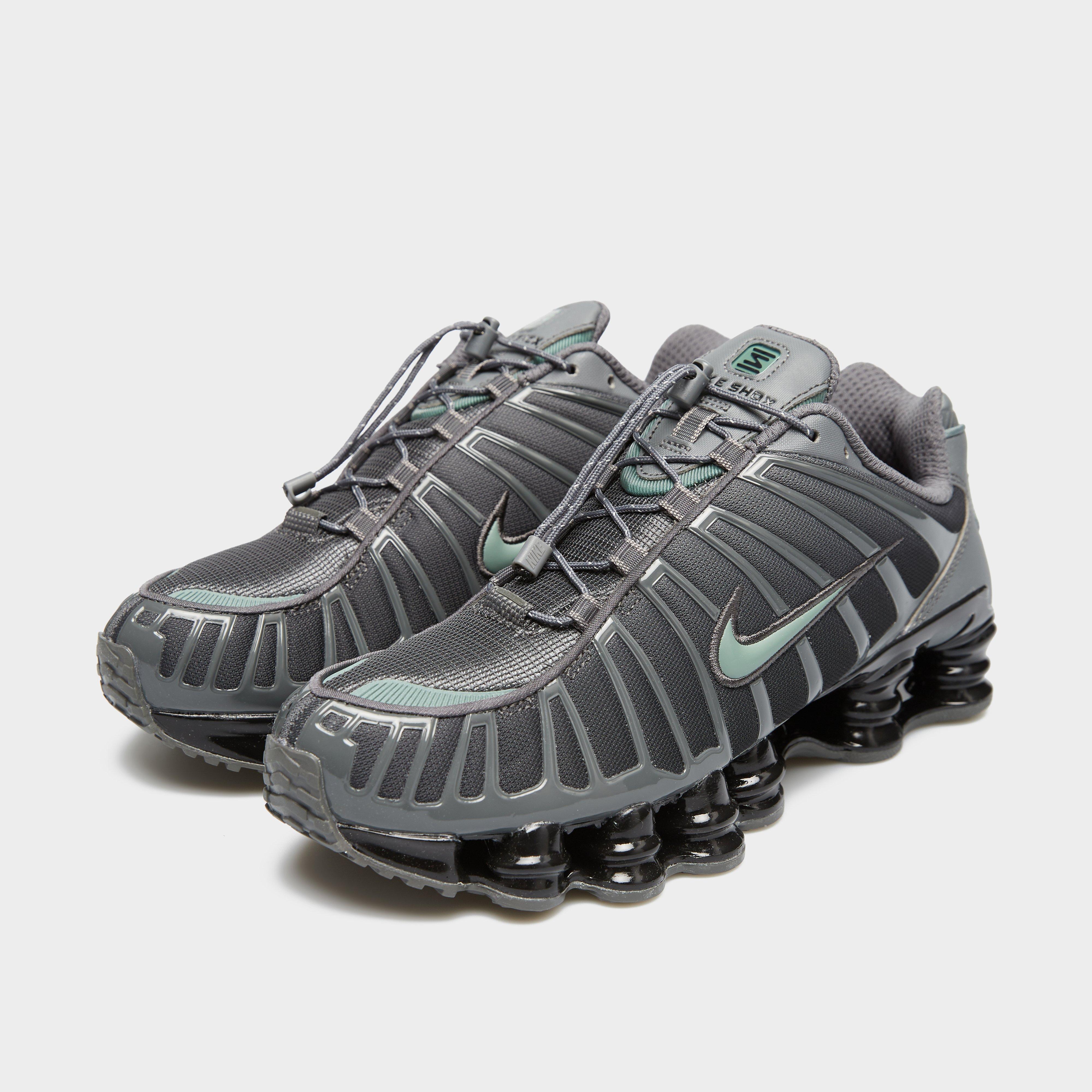Férfi sneakers NIKE SHOX TL UT