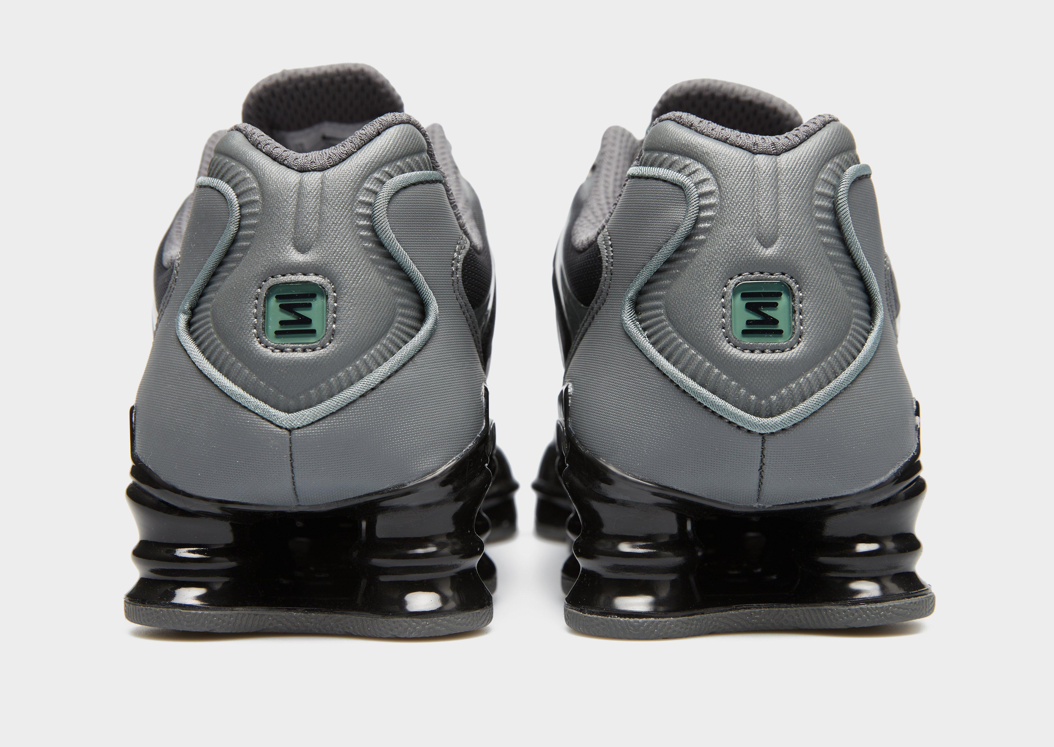 Buty sneakersy męskie NIKE SHOX TL UT IM5998-068 Szary