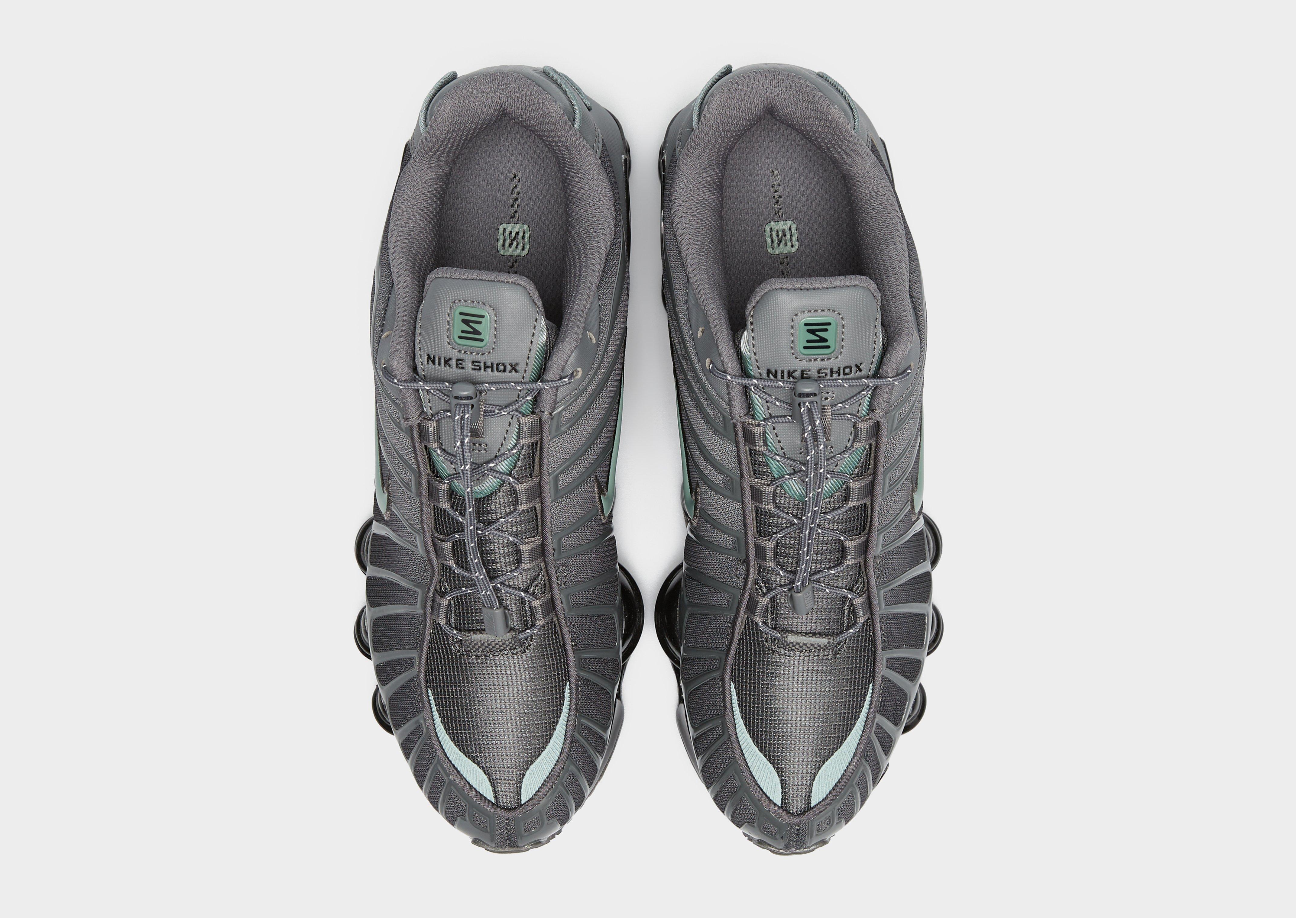 Buty sneakersy męskie NIKE SHOX TL UT IM5998-068 Szary