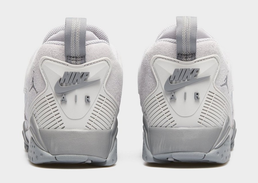 Adidași pentru bărbați JORDAN 7RM IM6003-012 Gri