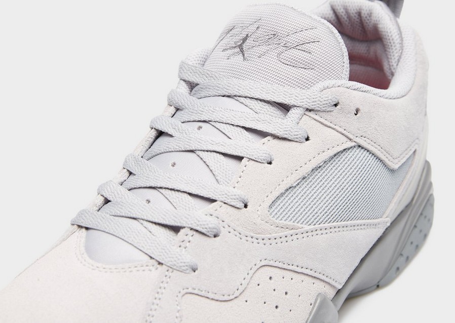 Adidași pentru bărbați JORDAN 7RM IM6003-012 Gri