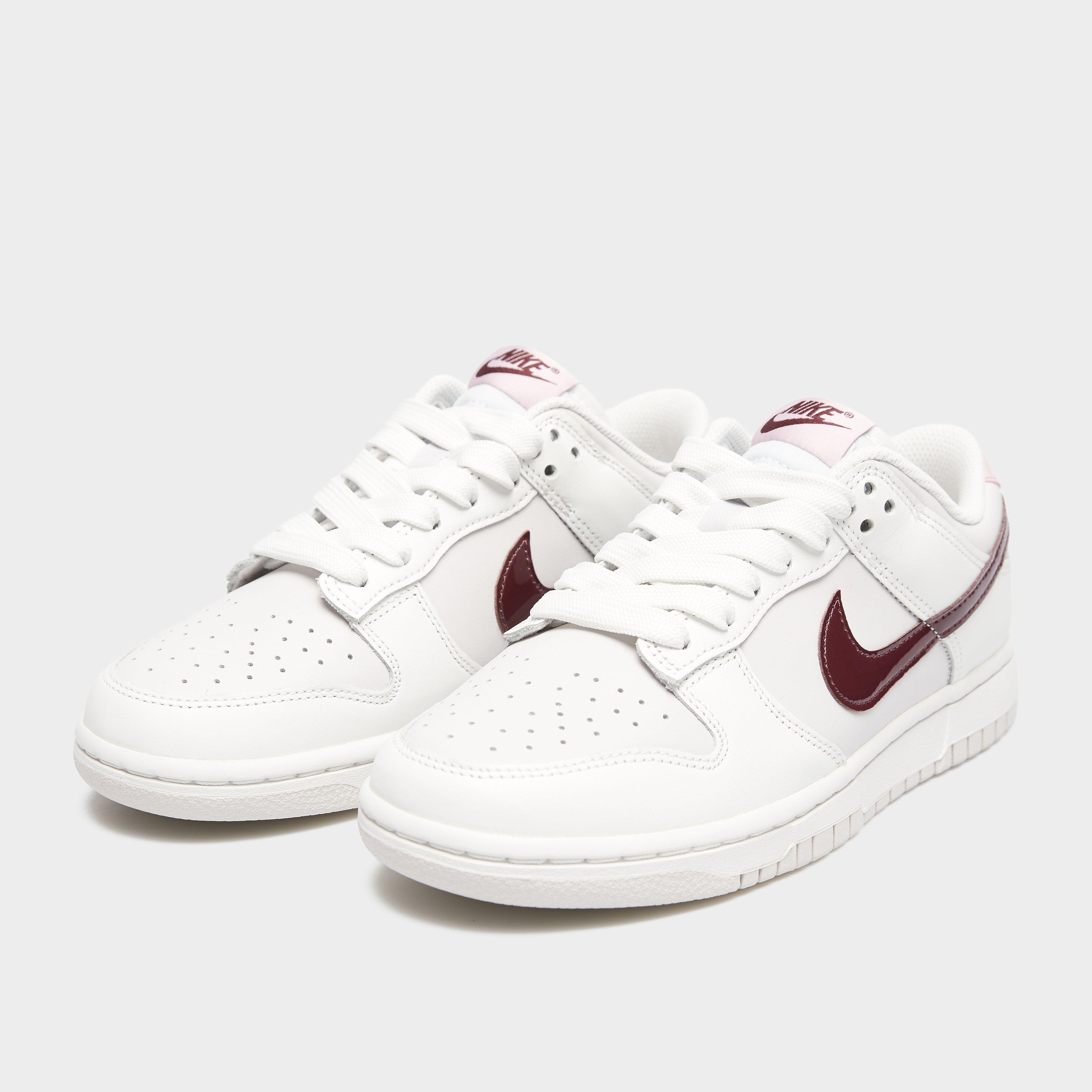 Kedai moterims NIKE W DUNK LOW SE EMEA